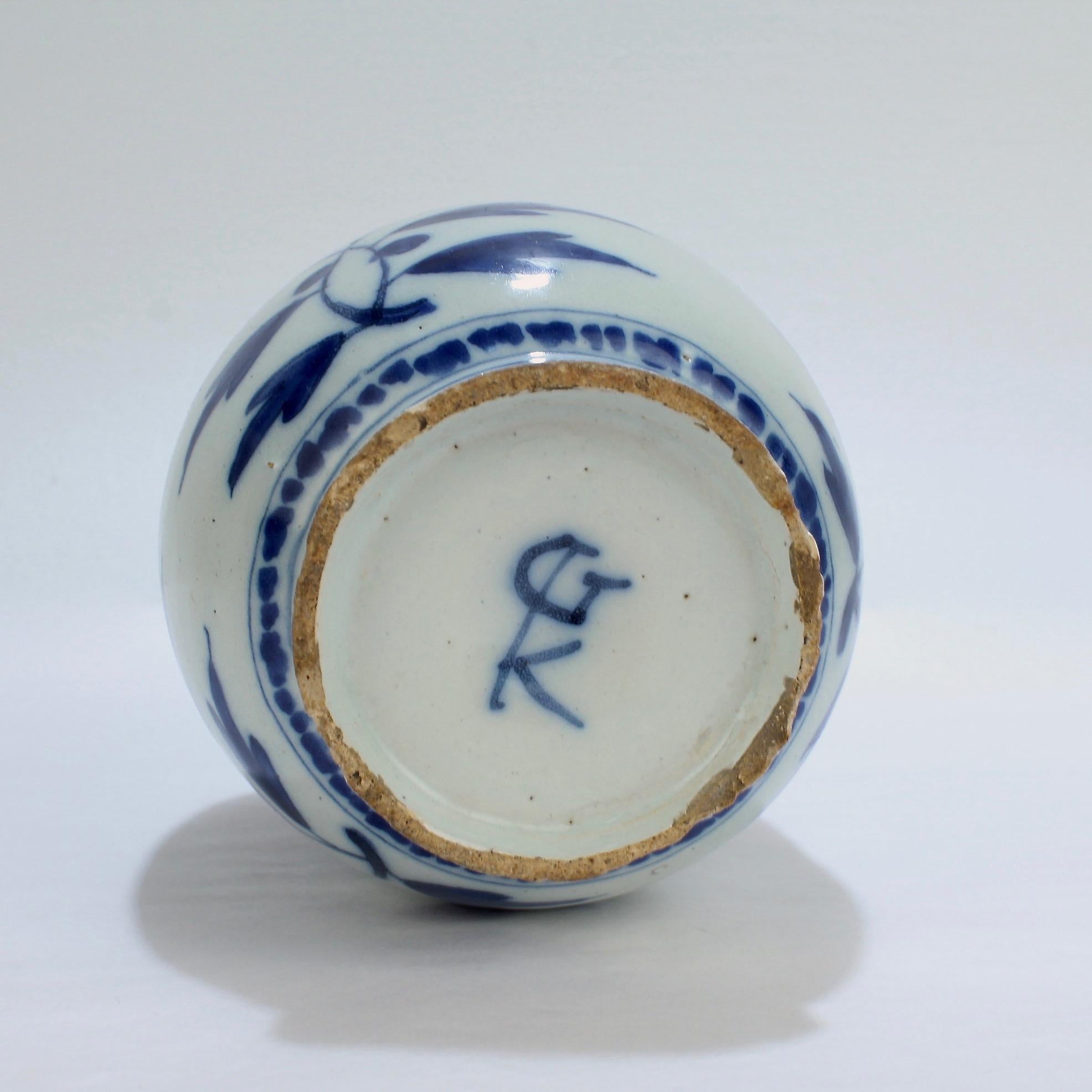 Late 17th-Early 18th Century Dutch Delft Vase or Jar Marked for Gerrit Kam In Good Condition For Sale In Philadelphia, PA