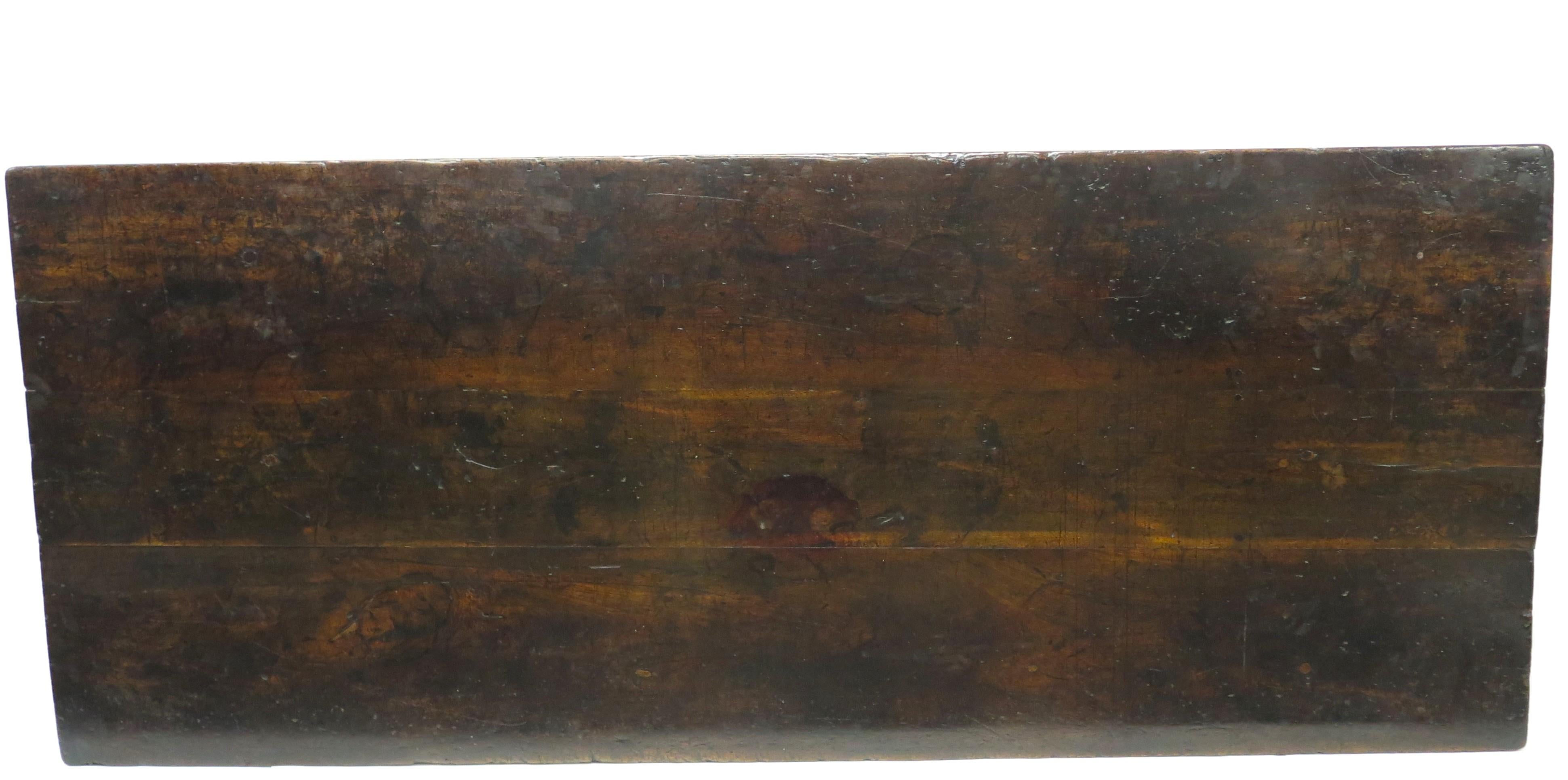 Table de réfectoire en chêne anglais de la fin du XVIIe siècle-début du XVIIIe siècle en vente 4