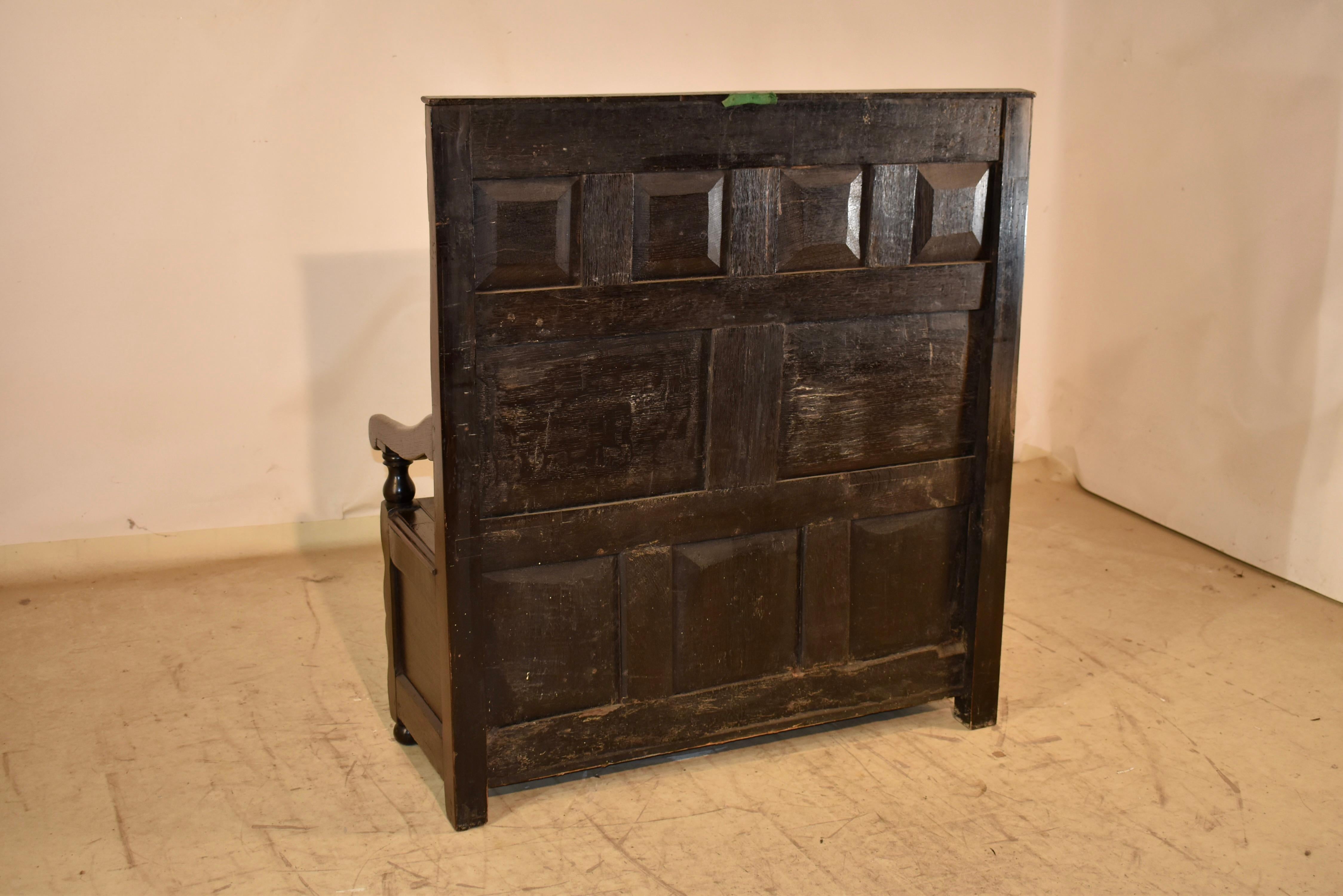 Late 17th/Early 18th Century English Oak Settle im Angebot 3