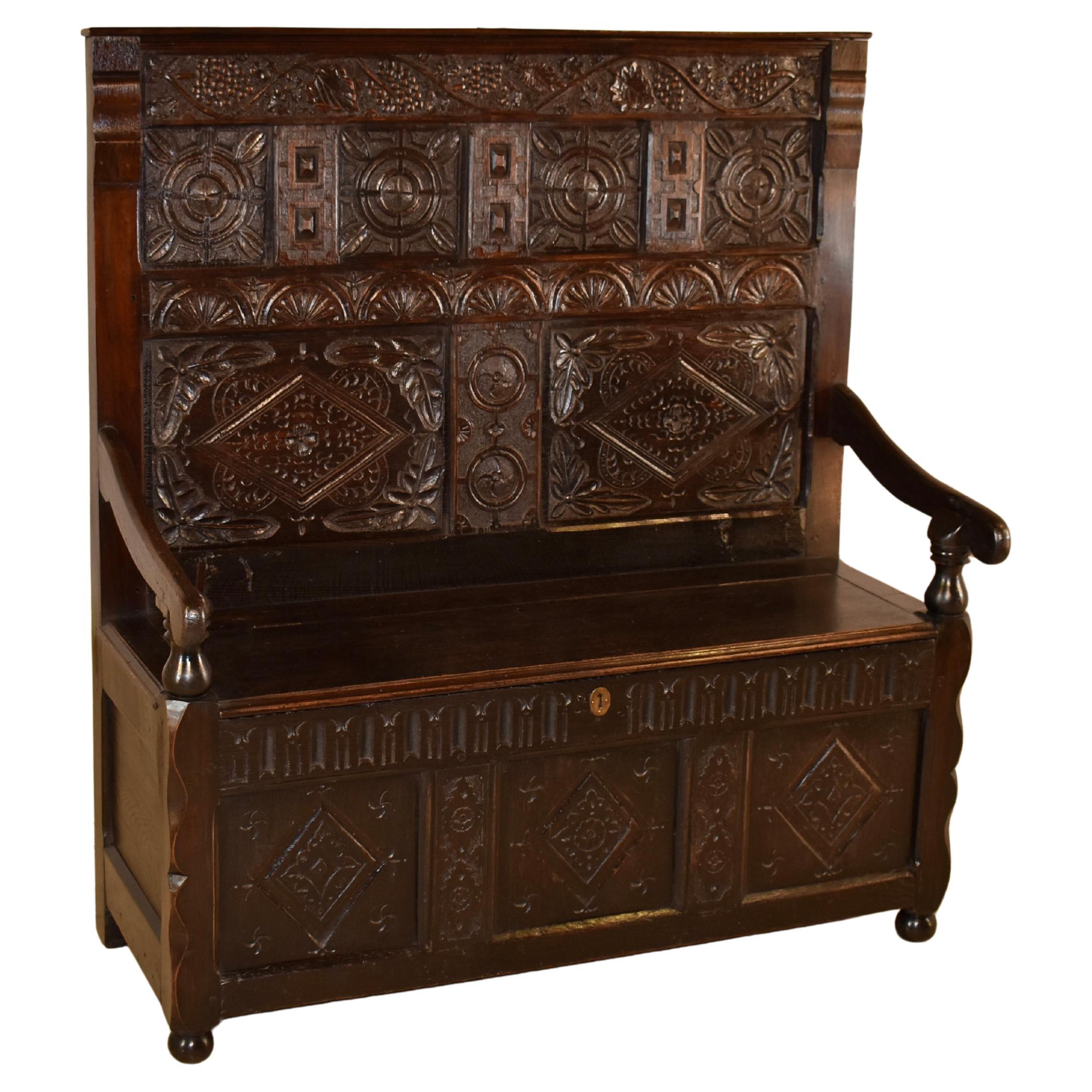 Late 17th/Early 18th Century English Oak Settle