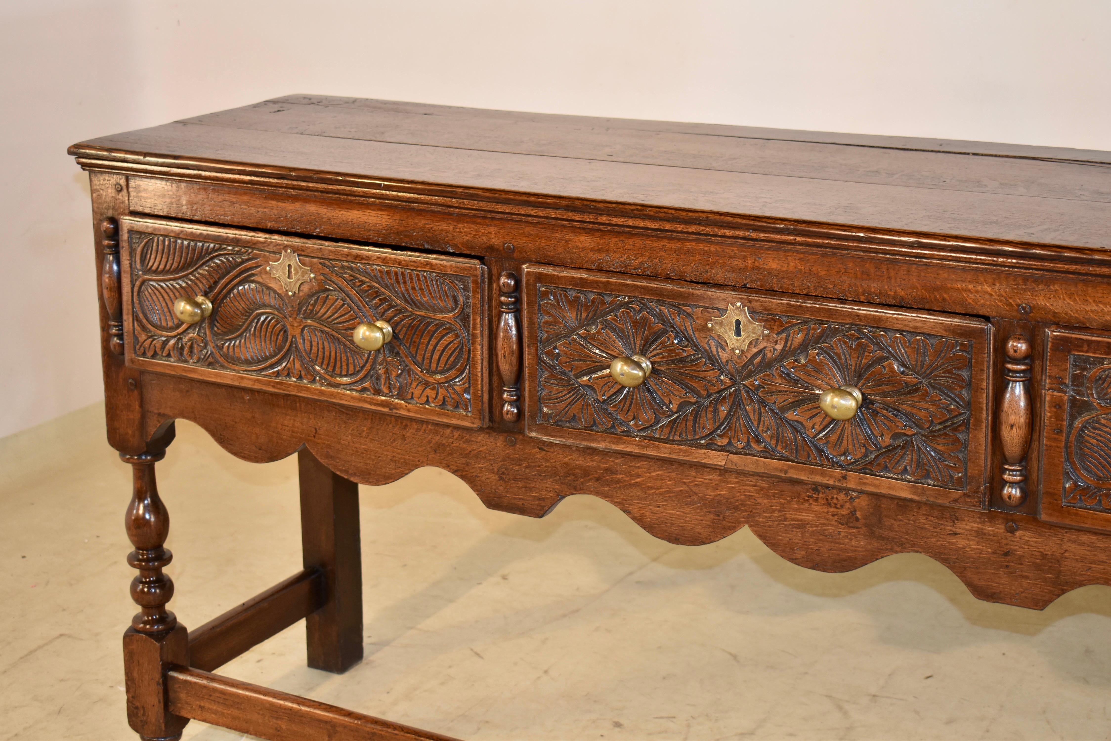 Quercia Credenza in Oak inglese della fine del XVII - inizio del XVIII secolo in vendita