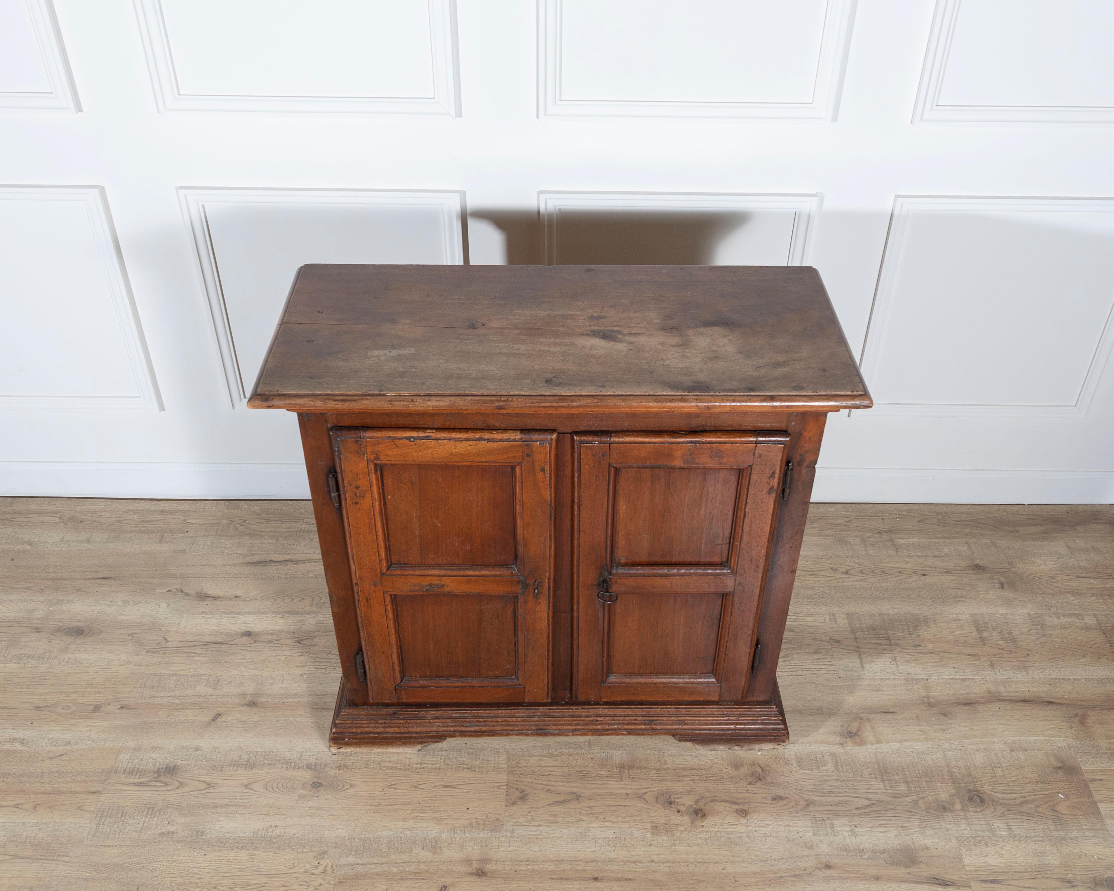 Late 17th–Early 18th Century Northern Italian Walnut Sideboard In Good Condition For Sale In Atlanta, GA