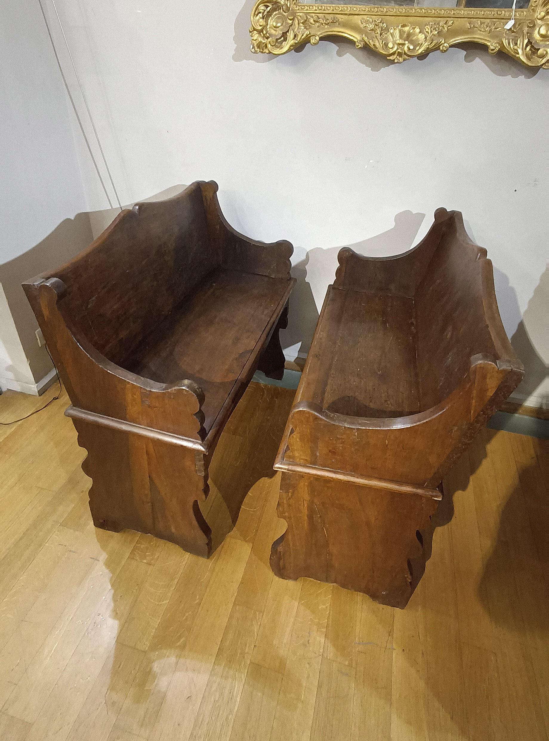 Italian LATE 17th-EARLY 18th CENTURY PAIR OF LOUIS XIV WALNUT BENCHES For Sale