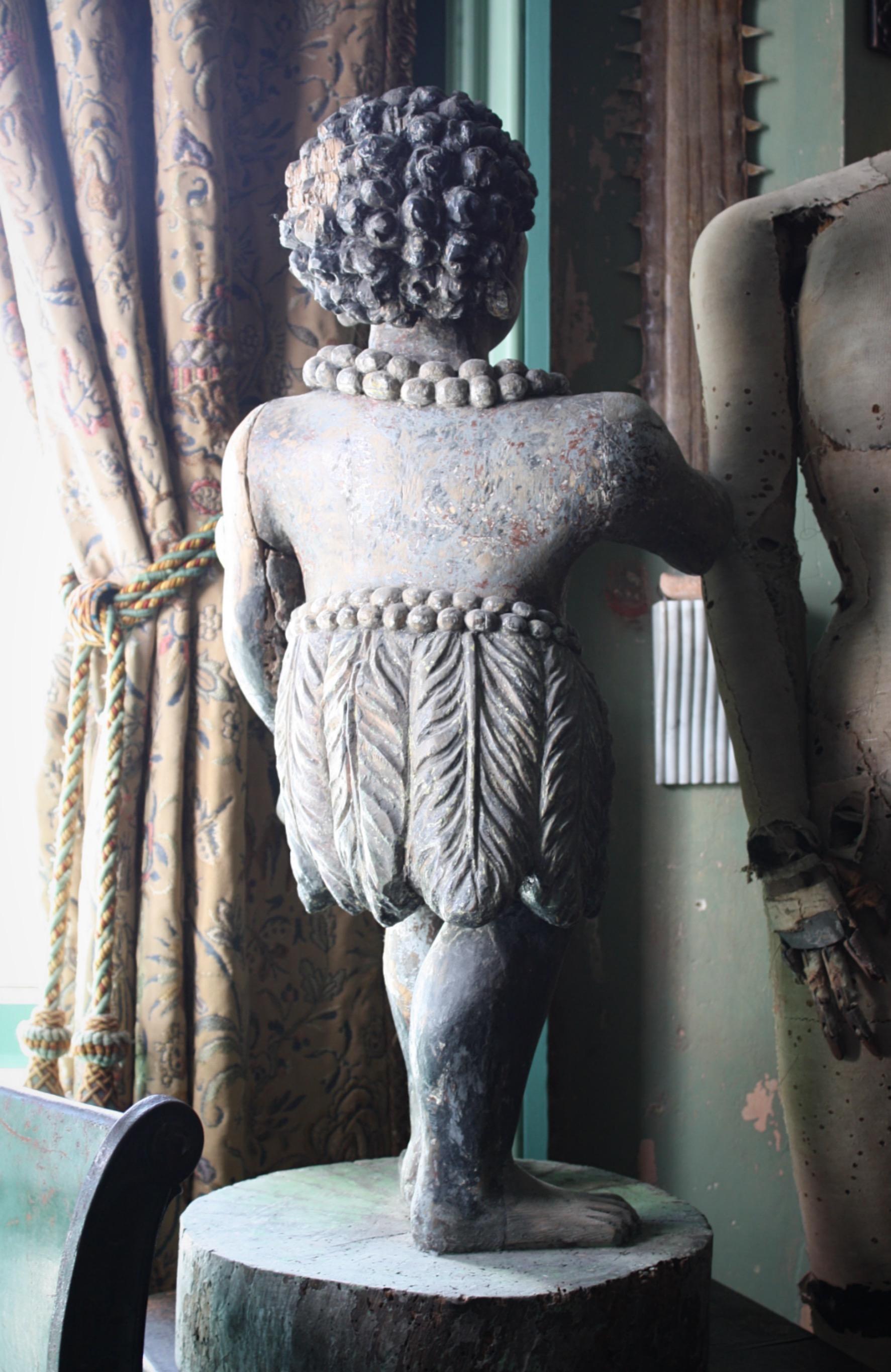 Sculpture artisanale - Figure tobacconiste polychrome de la fin du XVIIe/début du XVIIIe siècle en vente 7
