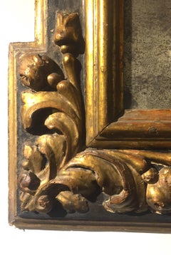 Miroir espagnol de la fin du XVIIe et du début du XVIIIe siècle peint en noir et doré