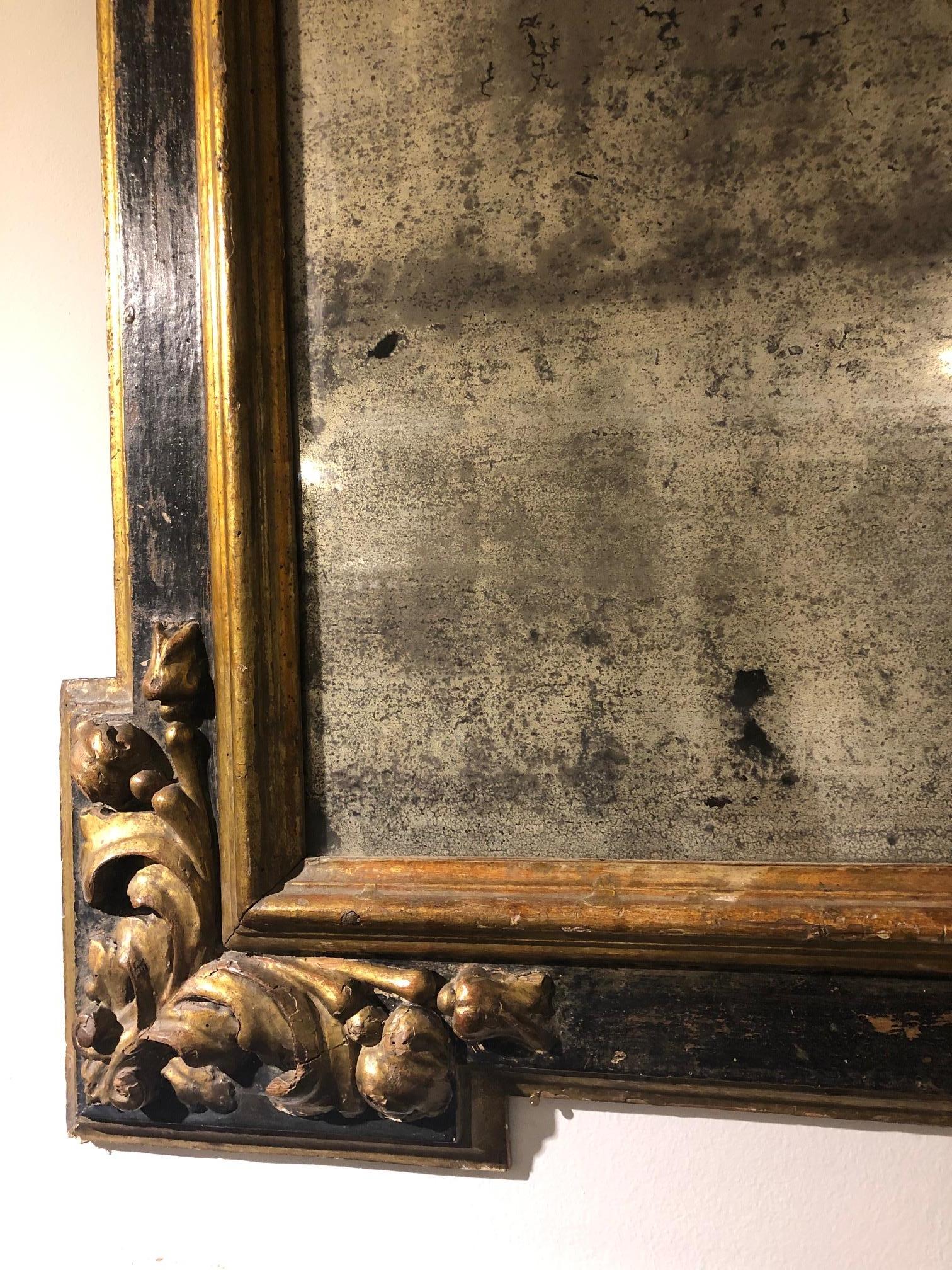 Late 17th-Early 18th Century Spanish Black Painted and Gilt Mirror In Good Condition For Sale In Armadale, Victoria