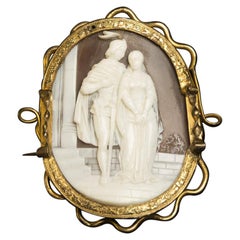 Late 1800s 9 Kt Gold Antique Brooch with Cameo Depicting Romeo and Juliet