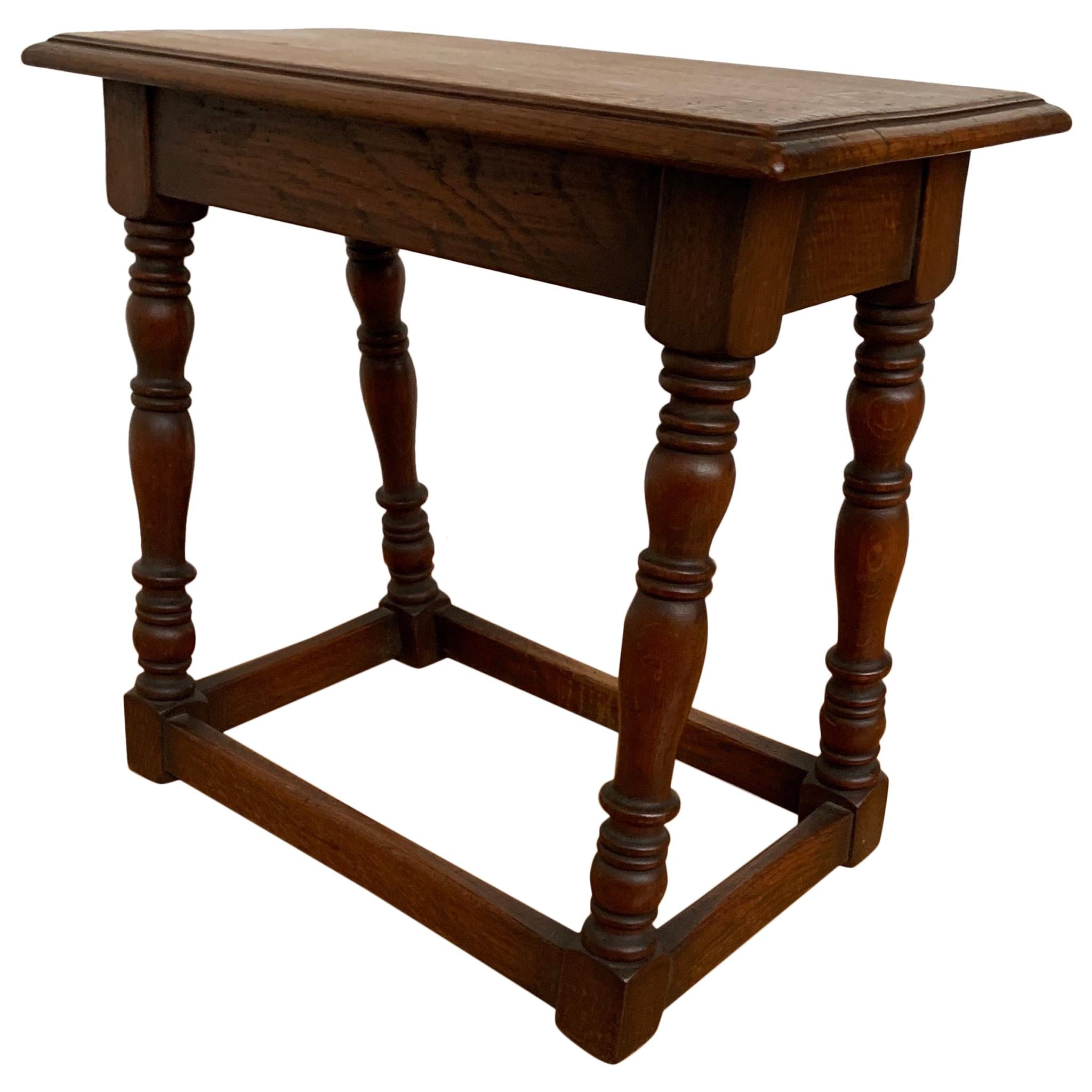 Late 1800s Antique, Handcrafted and Stable Solid Oak & Great Patina Joint Stool