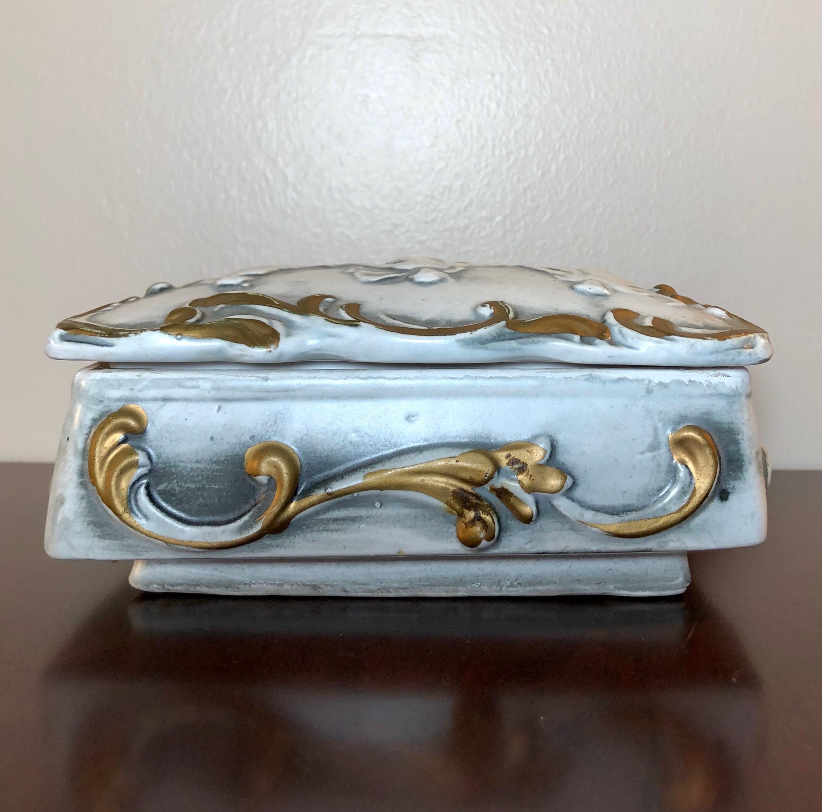 Late 1800s French Bisque Porcelain Gilt Trinket Box with Trays, Three Graces For Sale 4
