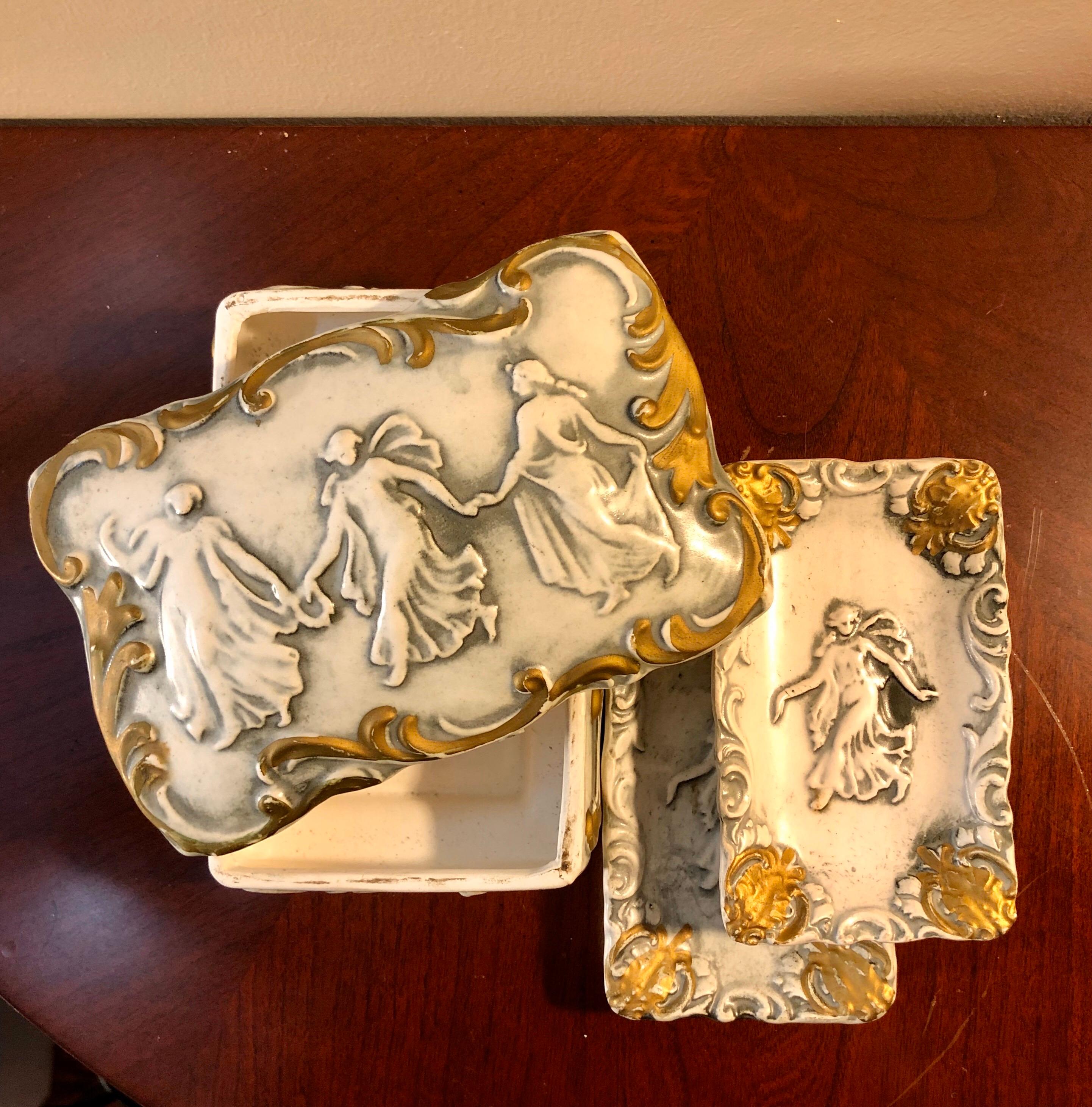 Late 1800s French Bisque Porcelain Gilt Trinket Box with Trays, Three Graces In Good Condition For Sale In Vineyard Haven, MA