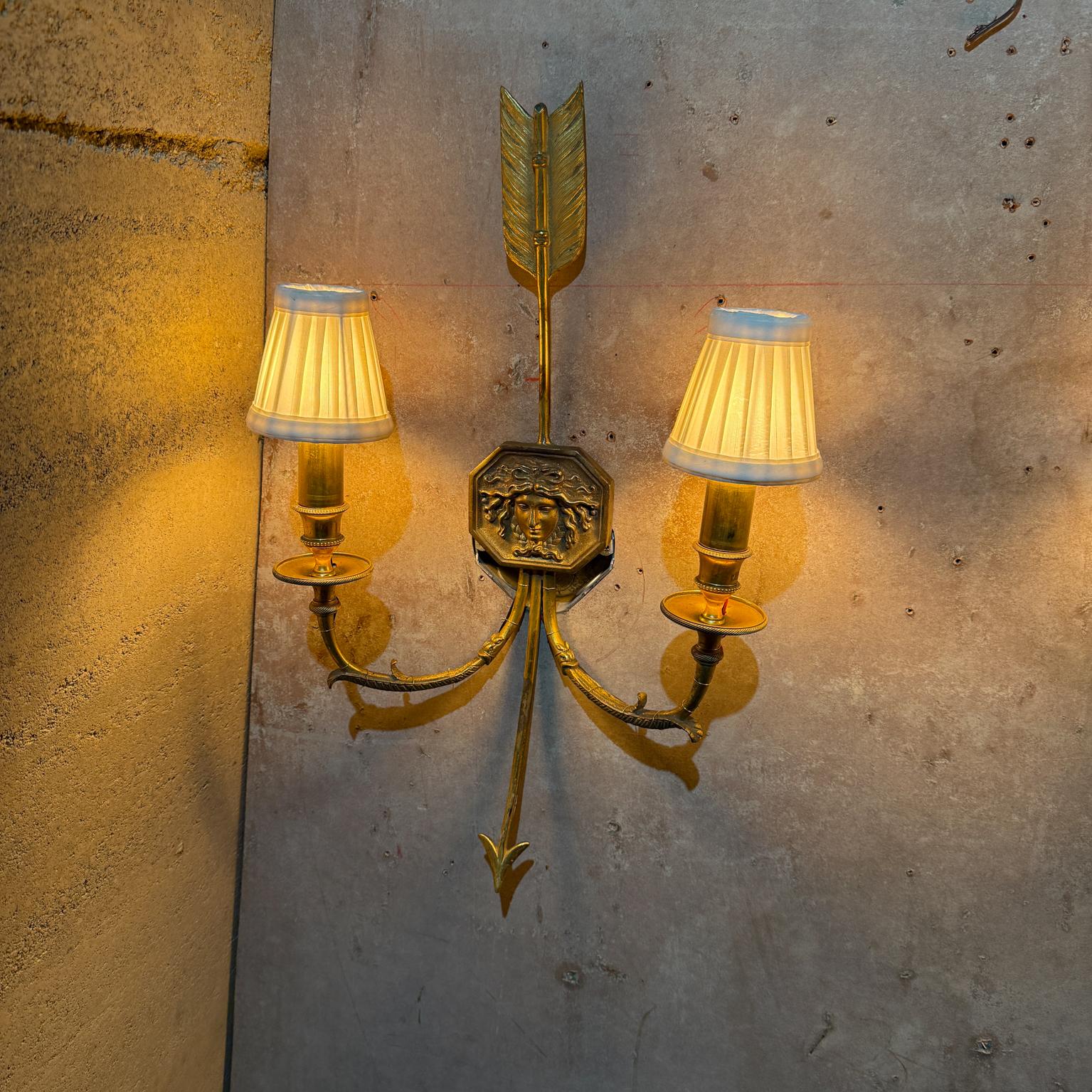 Neoclassical Late 1800s French Empire Bronze Wall Sconces For Sale