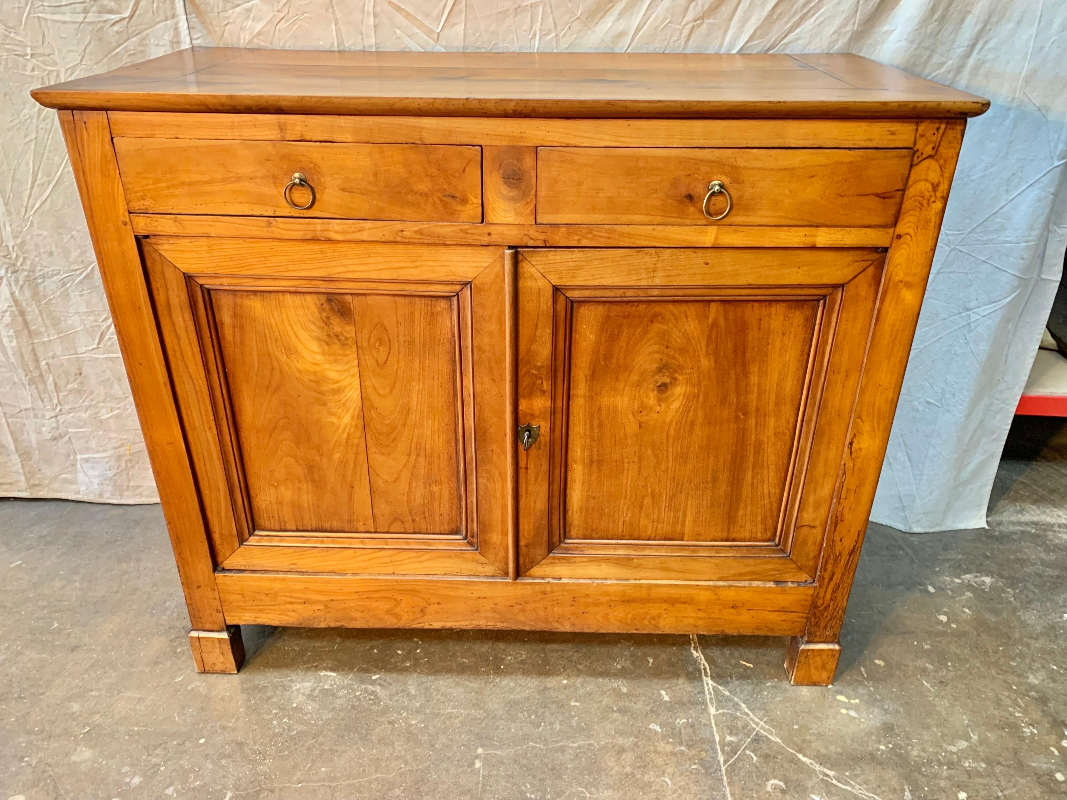 19th Century Late 1800s French Louis Philippe Cherrywood and Pine Sideboard Buffet For Sale