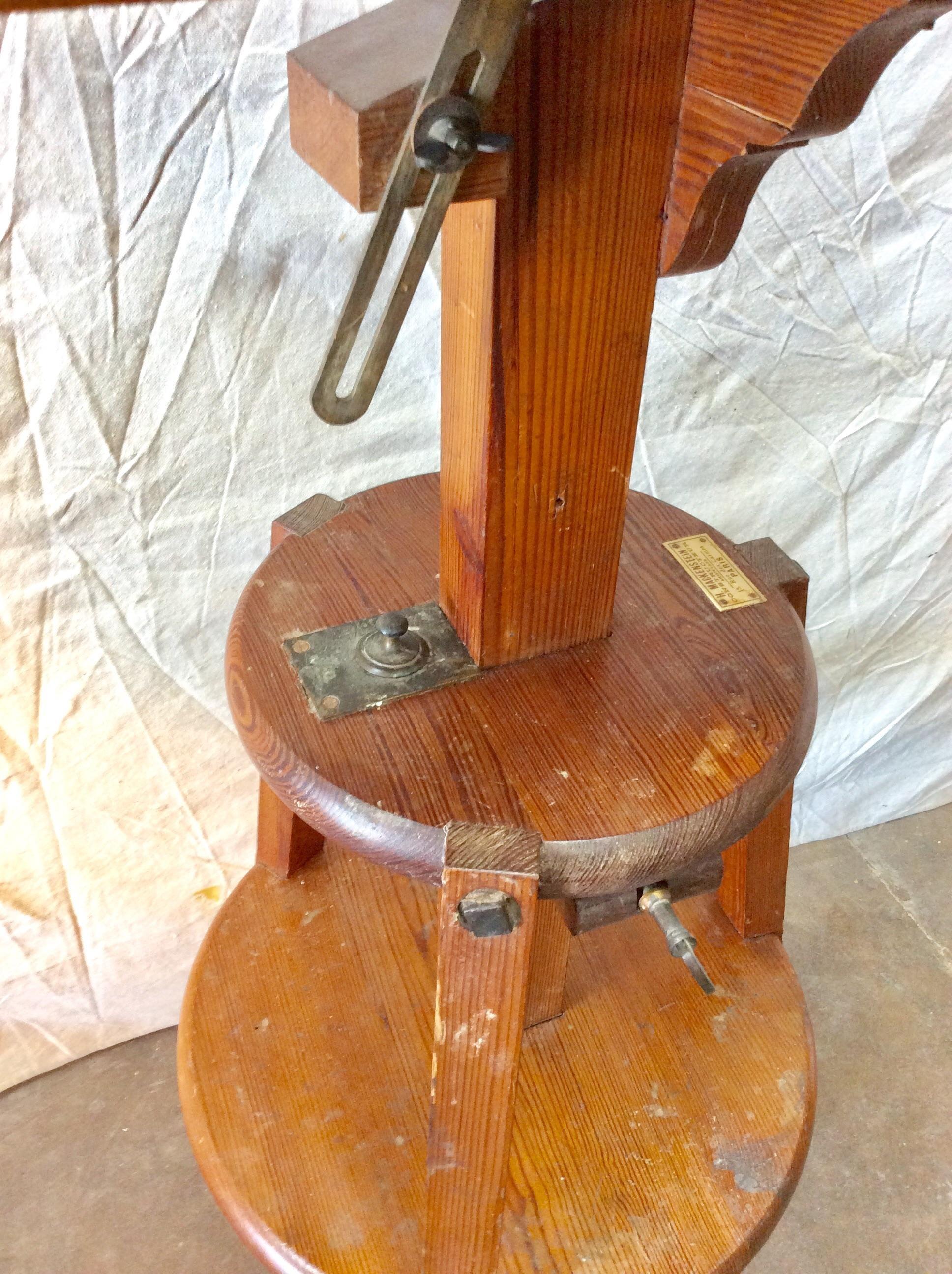 Late 1800s French Pine Camera Stand, H. Mackenstein, Paris For Sale 1