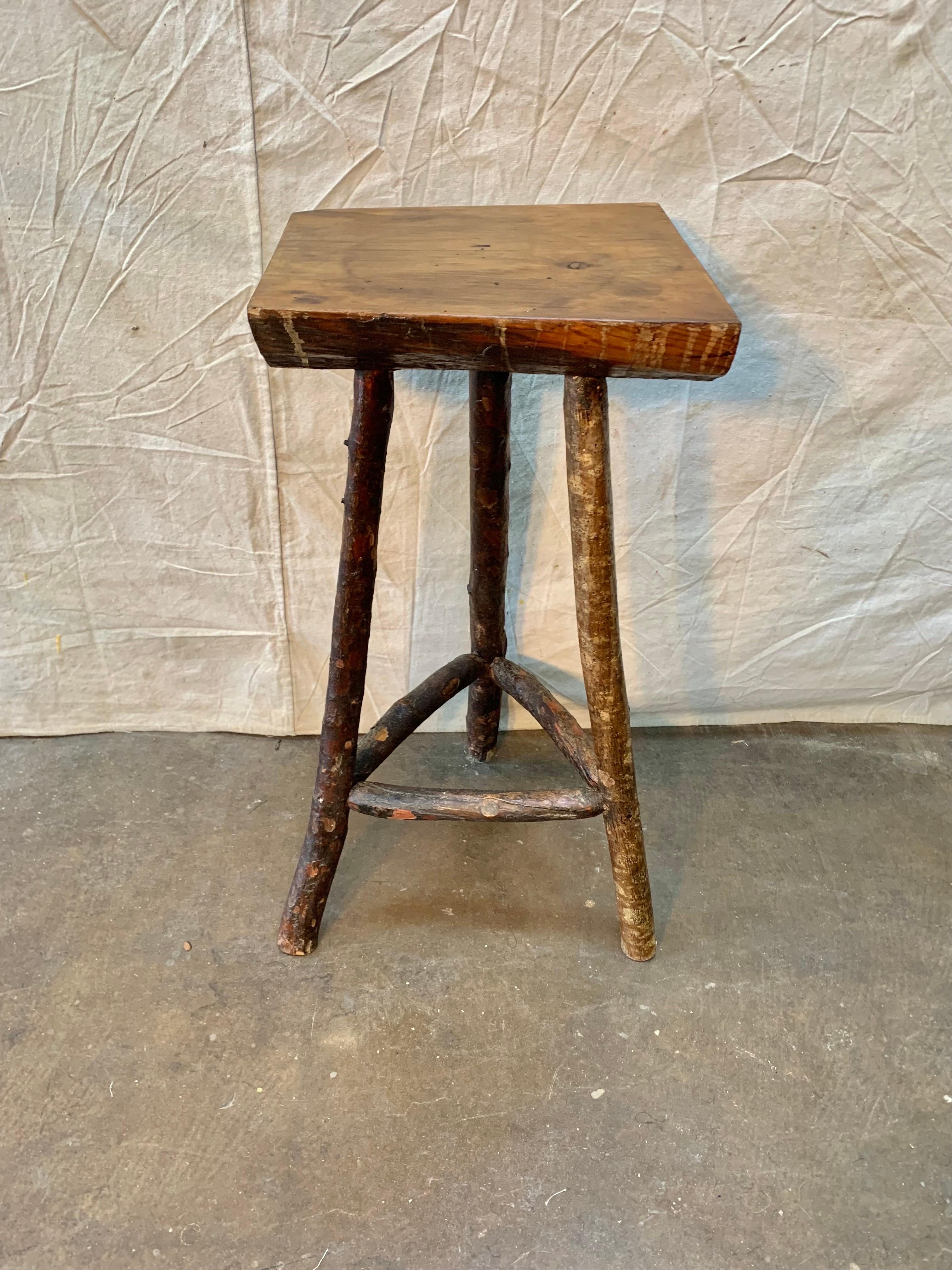 Late 1800s French Pine Handcrafted Stool or Side Table For Sale 4
