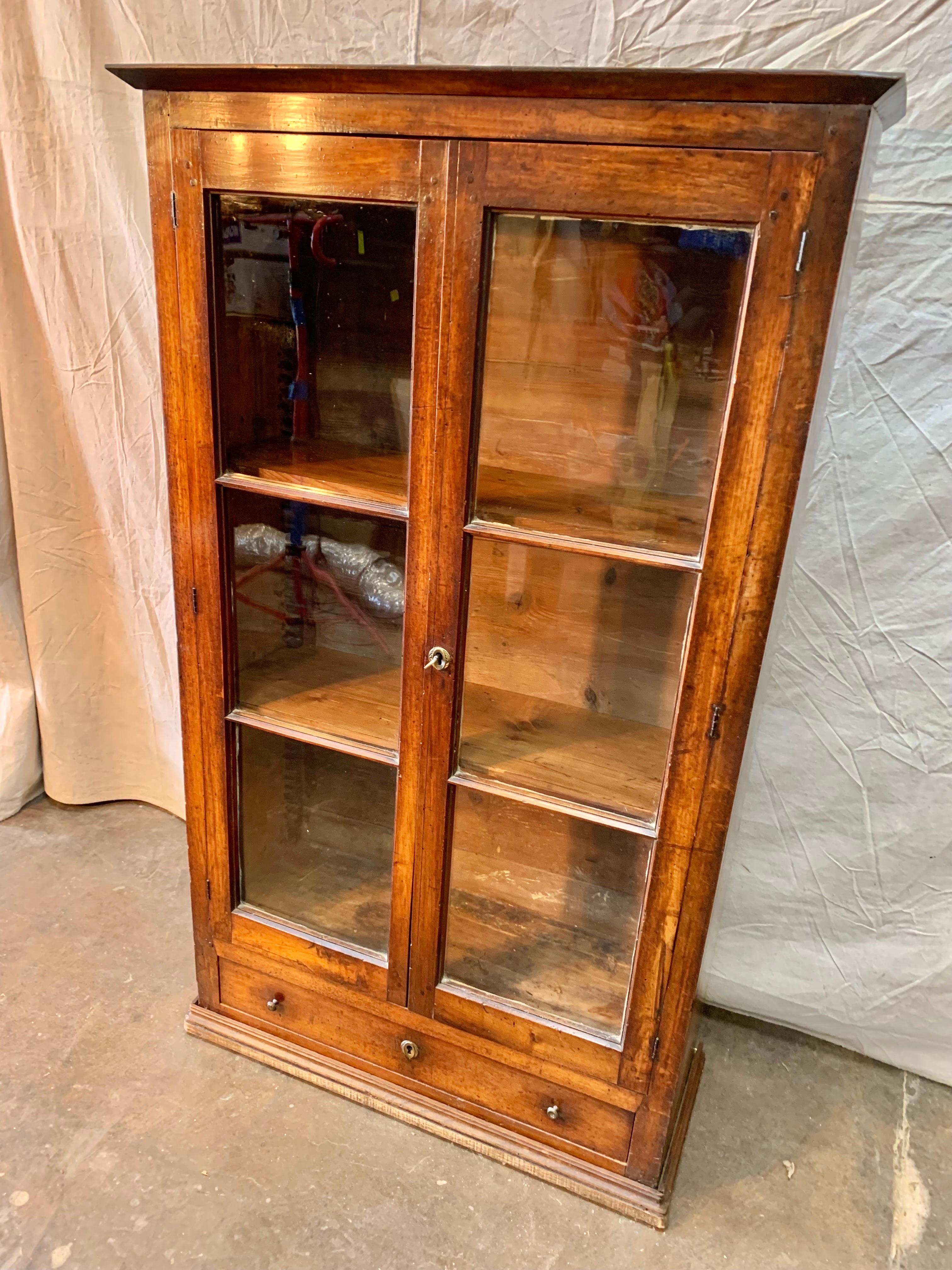 Late 1800s French Walnut Glass Front Display Cabinet In Good Condition In Burton, TX