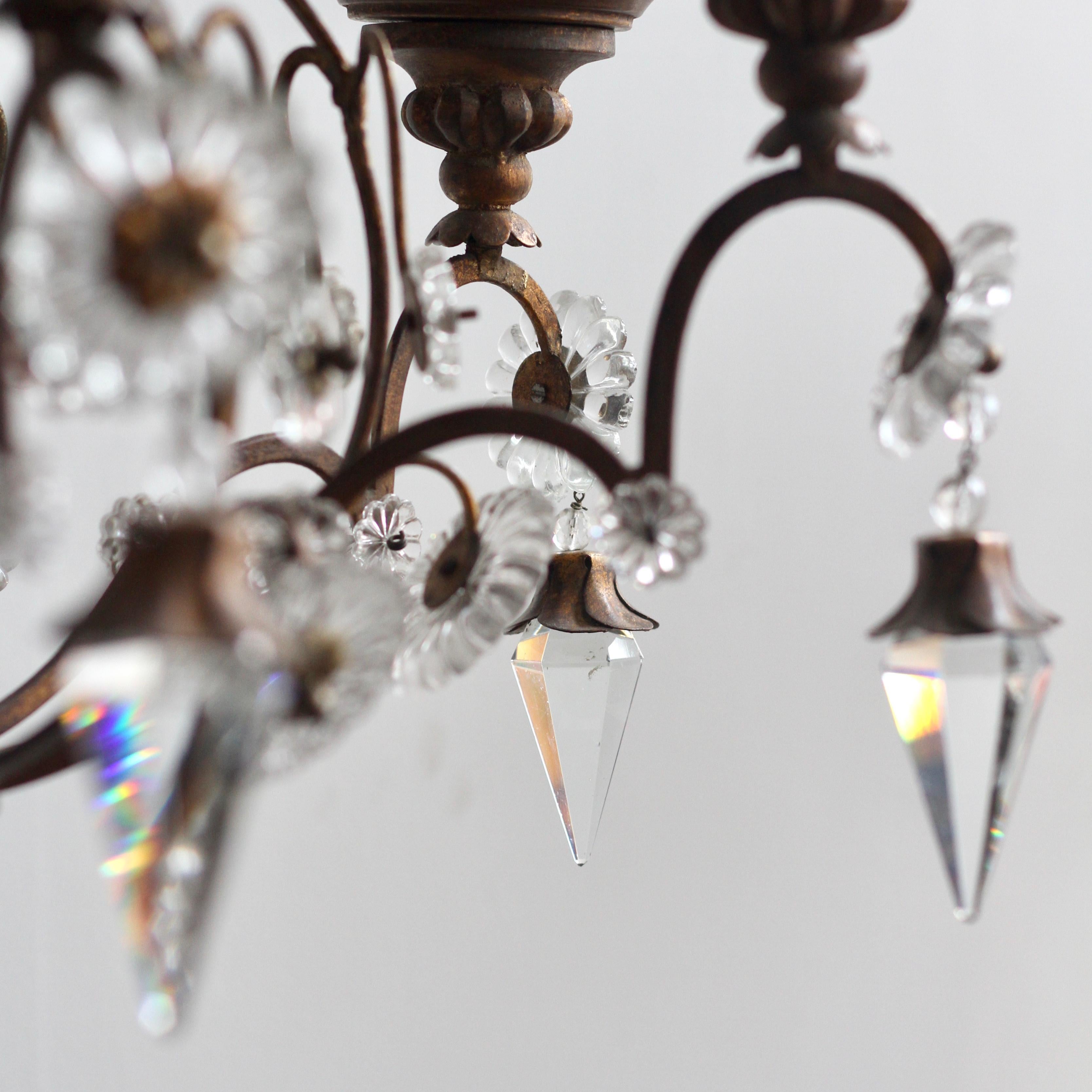 Late 1800s Italian Florentine Giltwood and Cut-Glass Crystal Six-Arm Candelabra 2