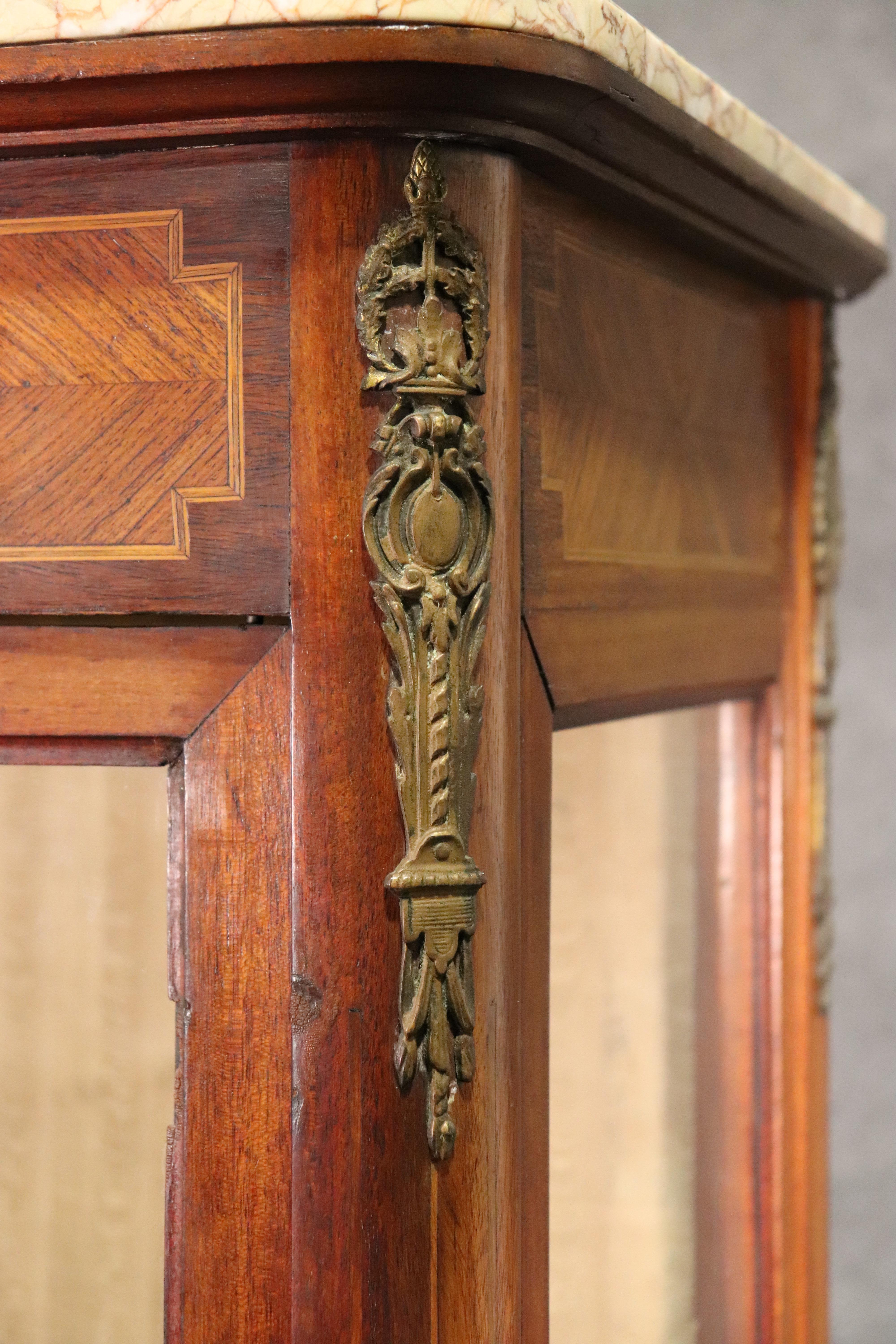 Late 1890s Era French Kingwood Marble Top Louis XV Vitrine Display Cabinet 2