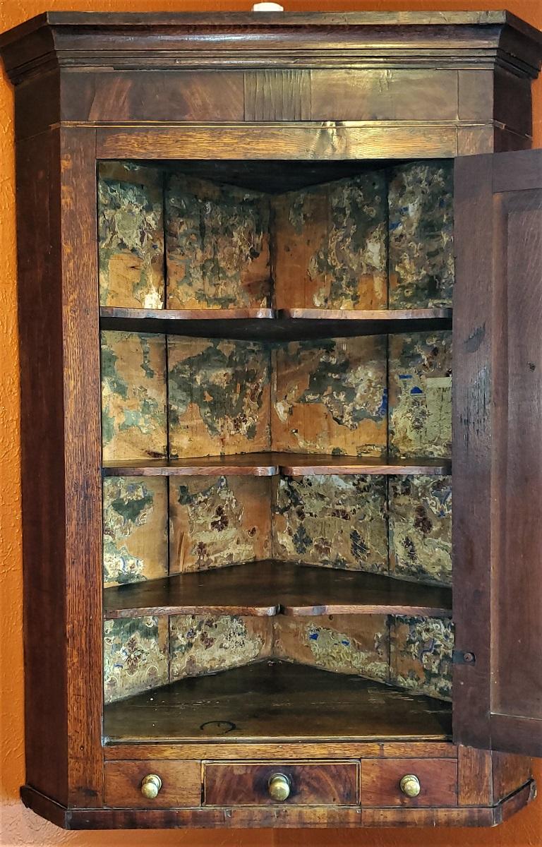 Late 18C English Regency Corner Wall Cabinet For Sale 3
