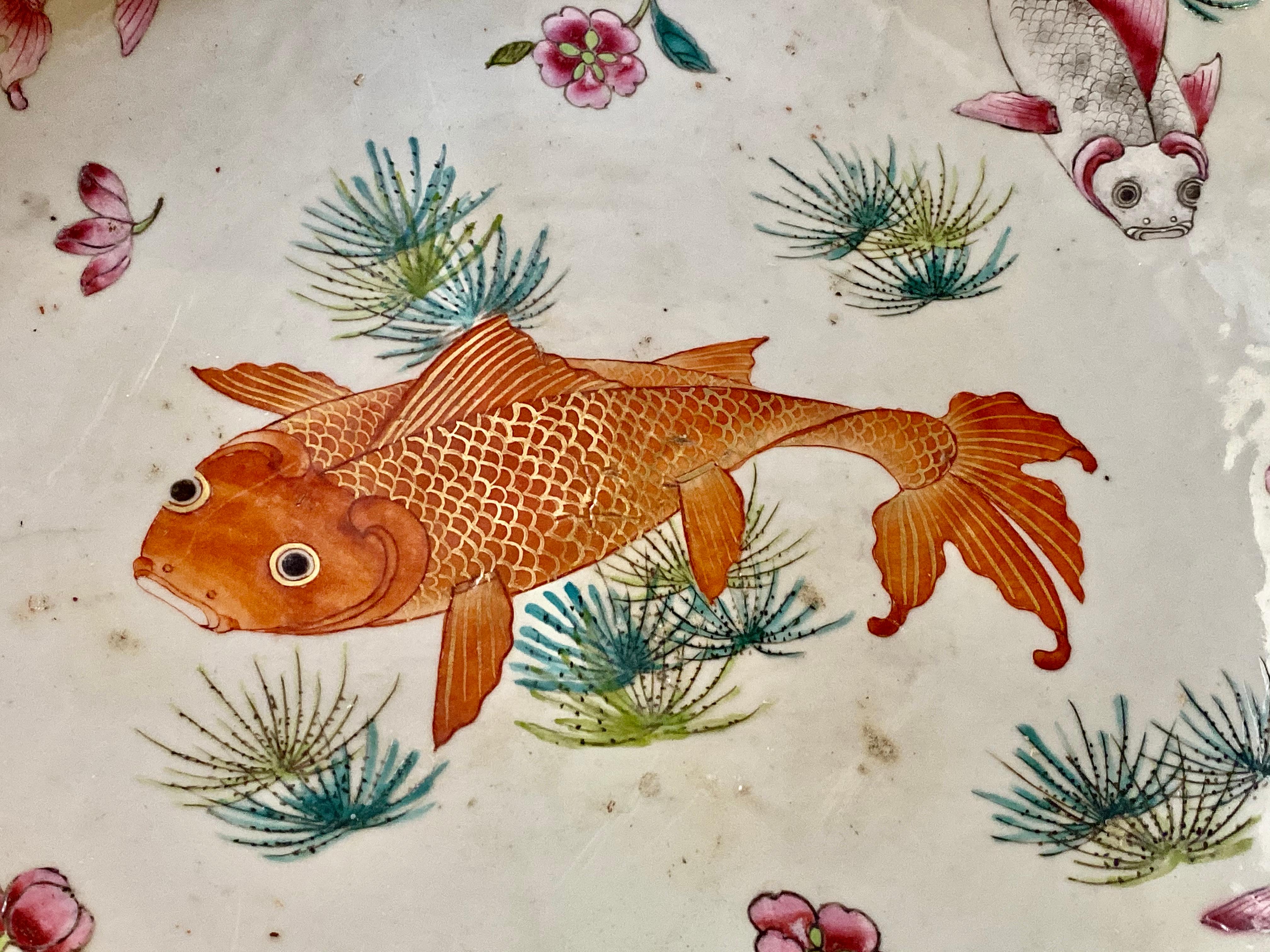 19th Century Famille Rose Chinese Export Punch, Koi Decorated For Sale 10