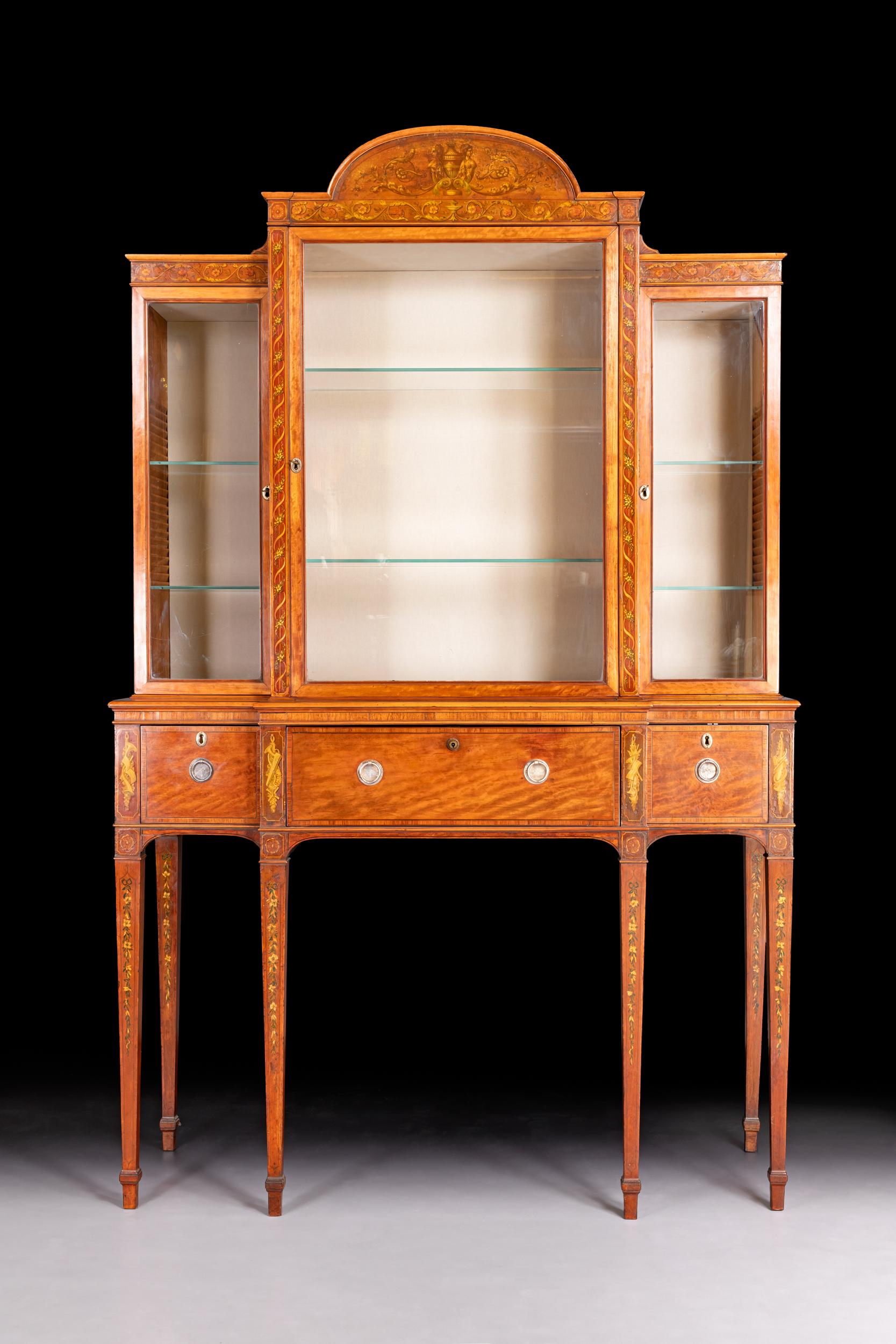 Georgiano Vetrinetta secretaire della fine del XVIII secolo in legno di raso e intarsio in vendita