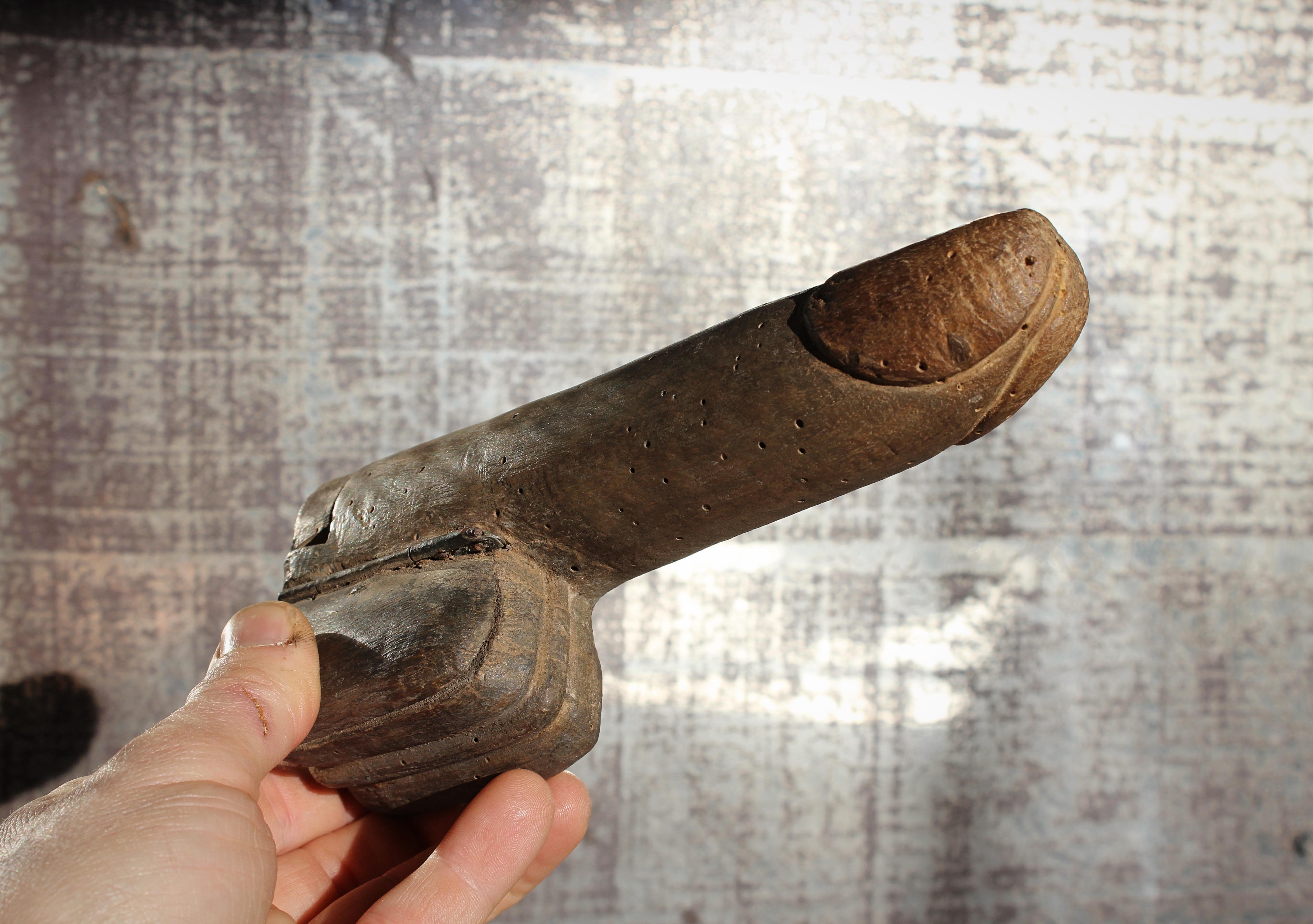 Late 18th C Italian Hand Carved & Painted Poplar Wood Phallus Snuff Puzzle Box 10