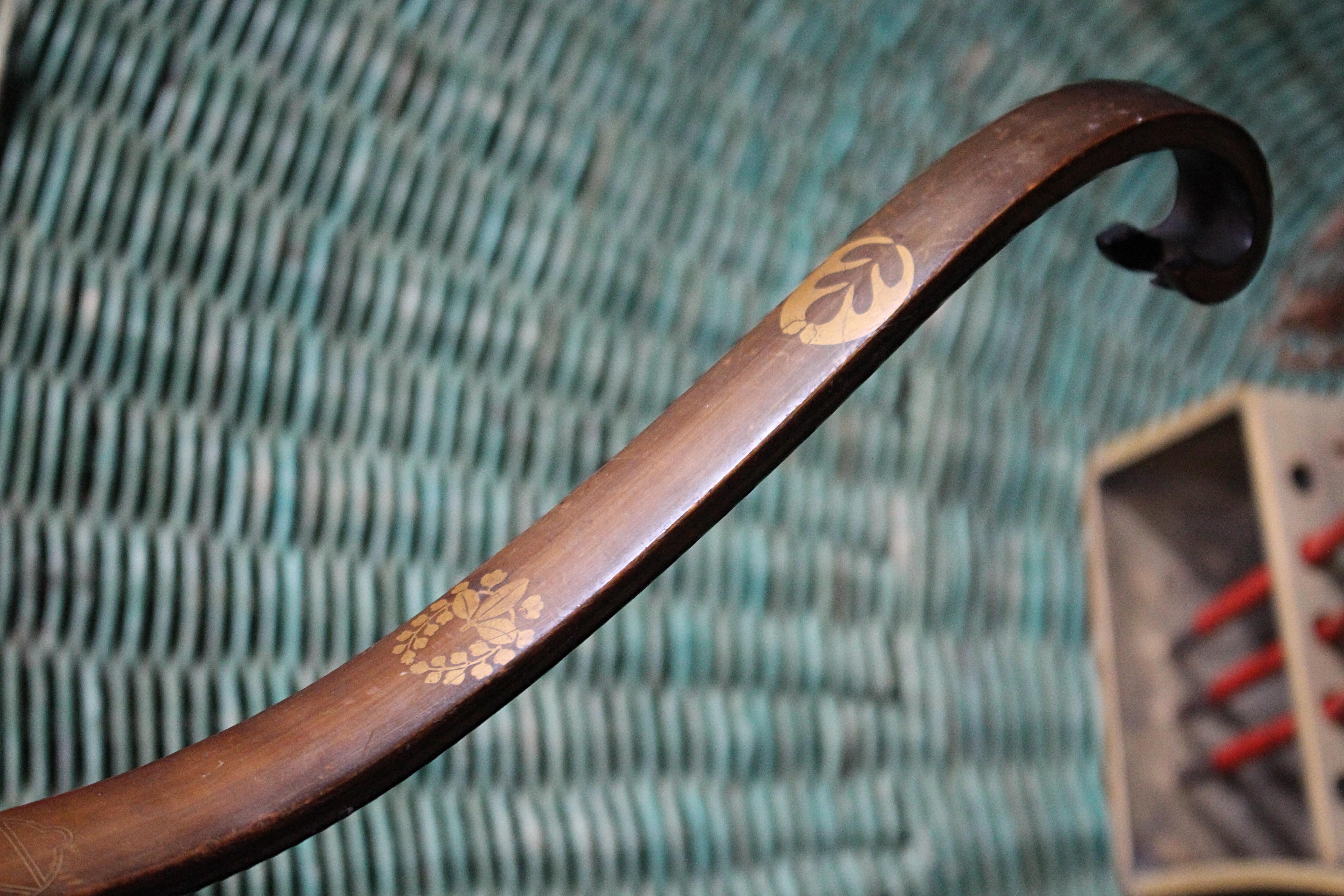 18th Century Late 18th C Japanese Edo Period Palanquin Bow (Rimankyuu)  Country House Antique For Sale