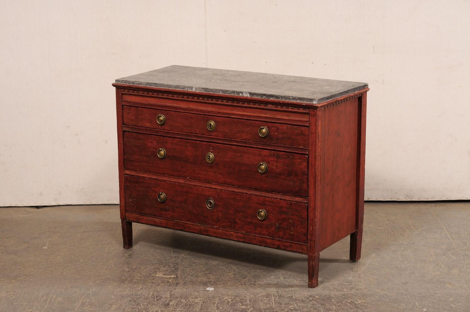 Late 18th C. Swedish Chest w/Traditional Swedish-Red Color &Faux-Marble Top im Angebot 4