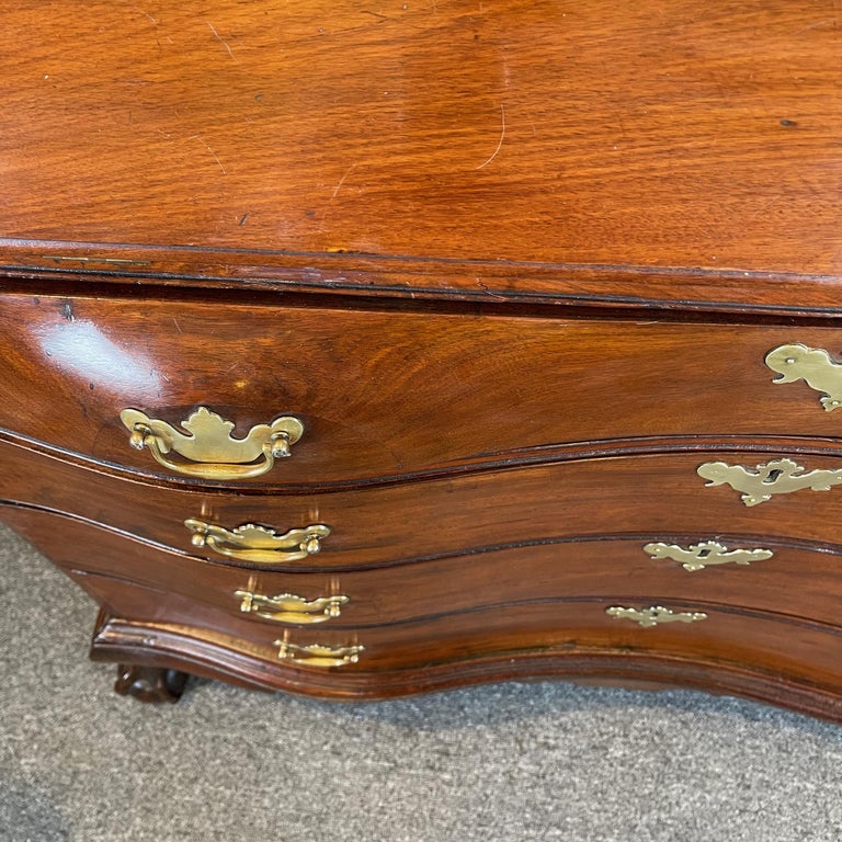 Late 18th Century American Mahogany Slant Front Desk For Sale 9