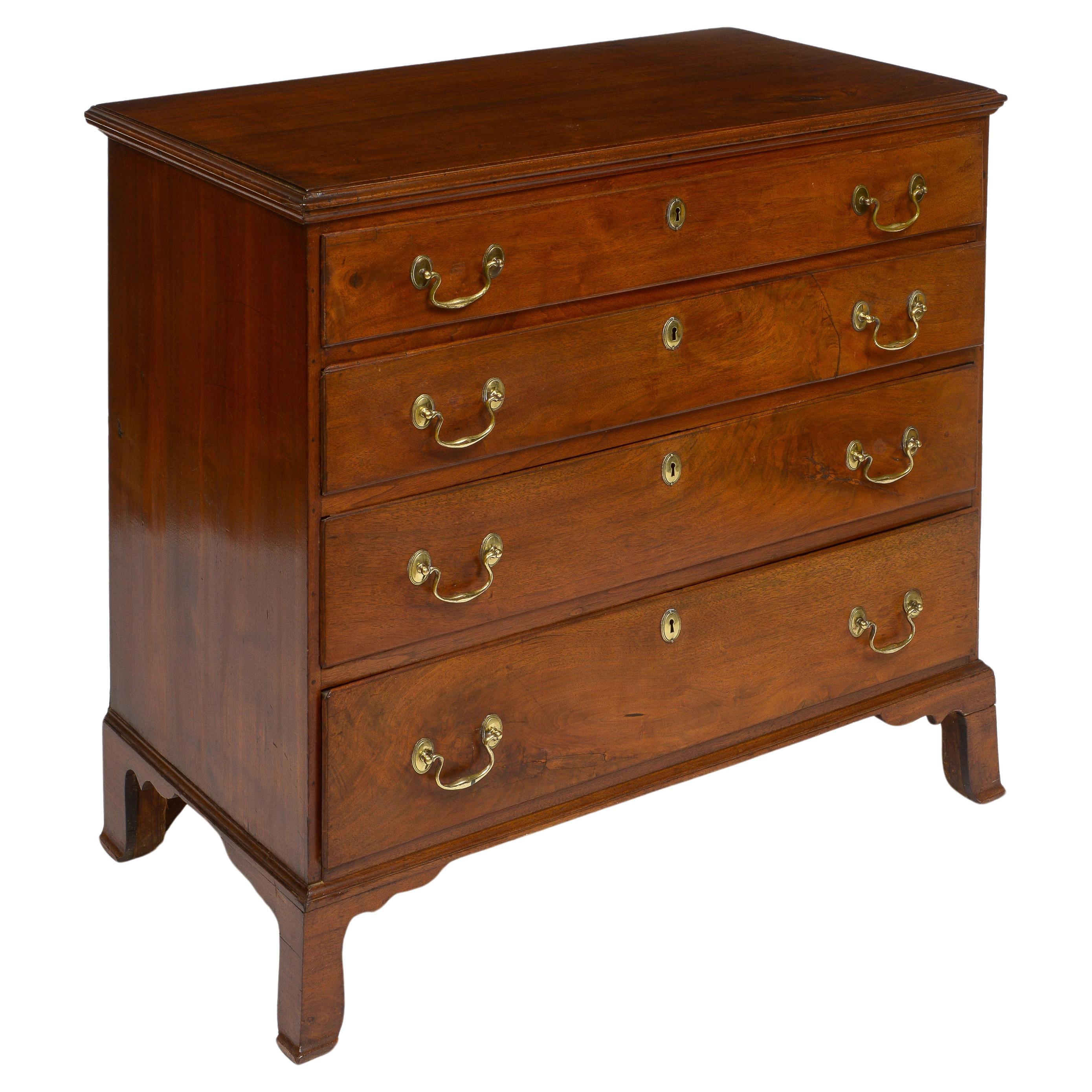 Late 18th Century American Walnut Chest of Drawers For Sale