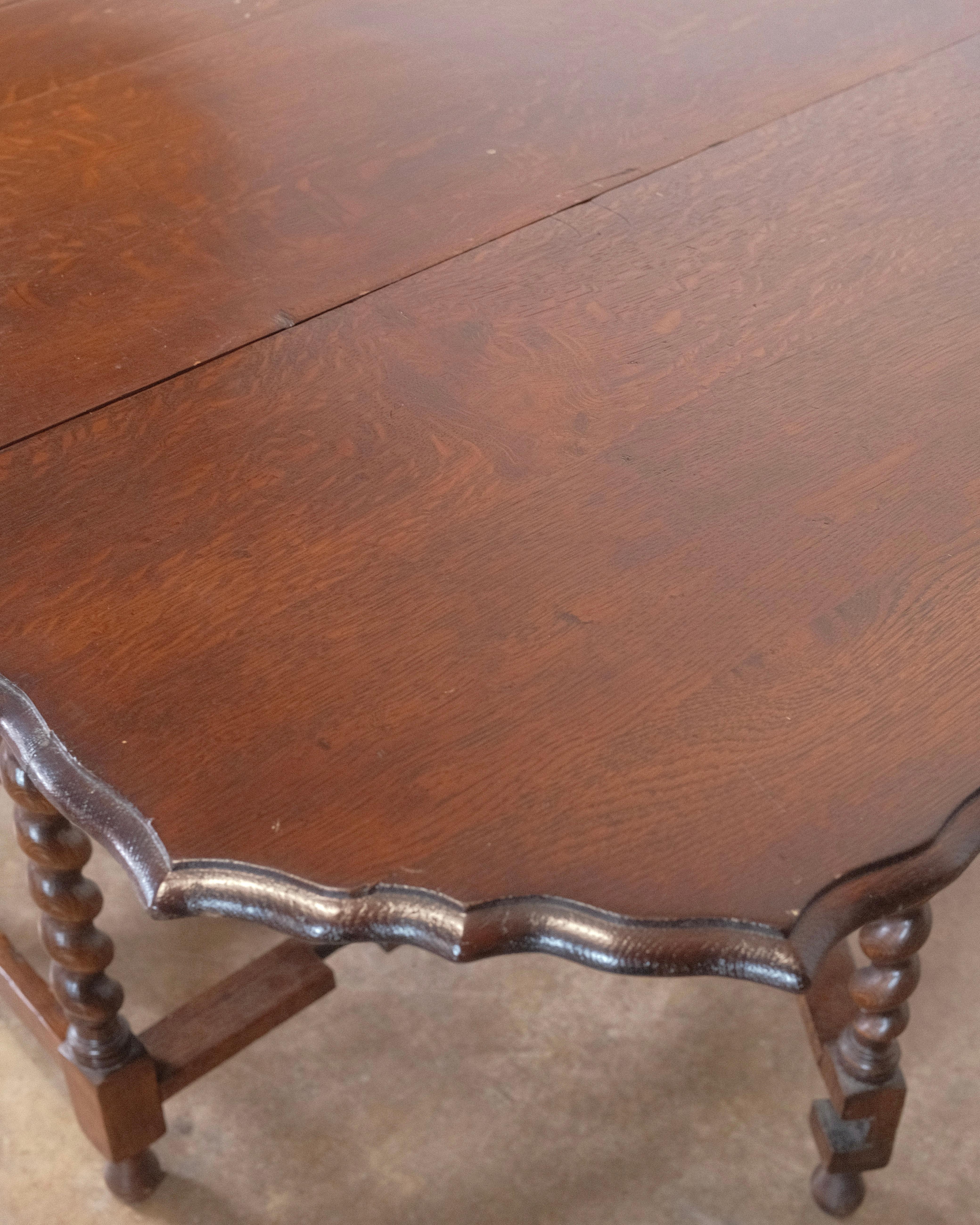 Chêne Fin du 18e siècle, table ancienne en chêne Oak Oak Twist Gate Leg en vente