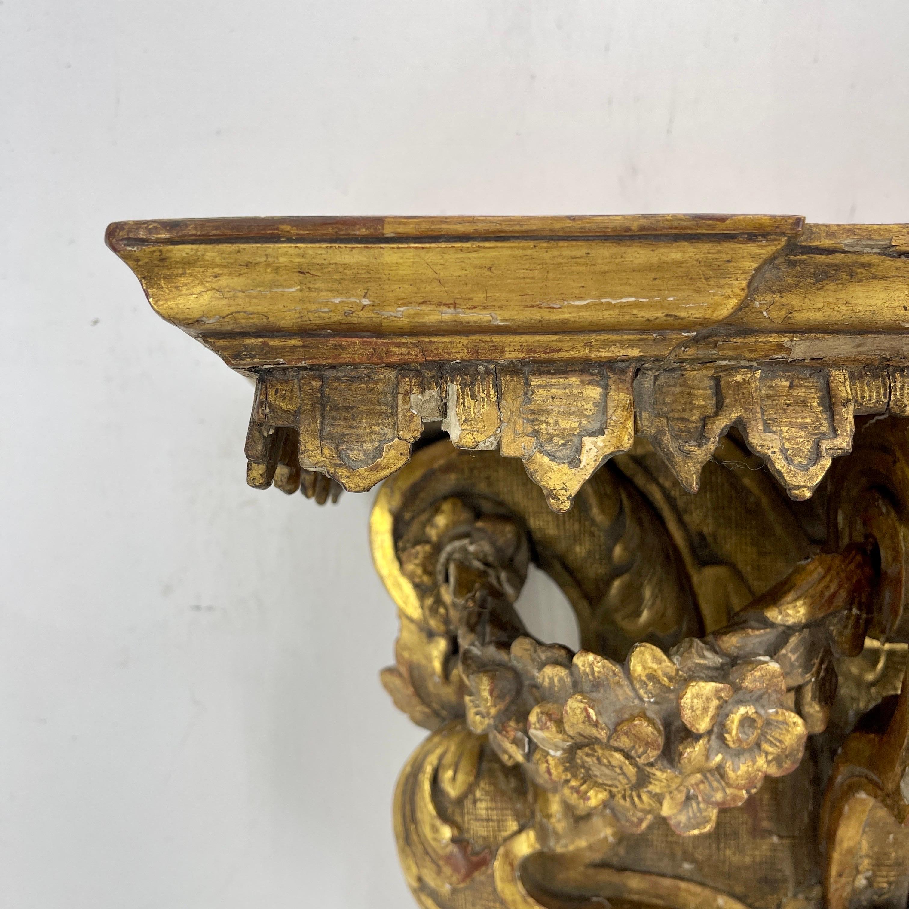 Late 18th Century Architectural Gilded Wall Fragment Shelf, Italy For Sale 5