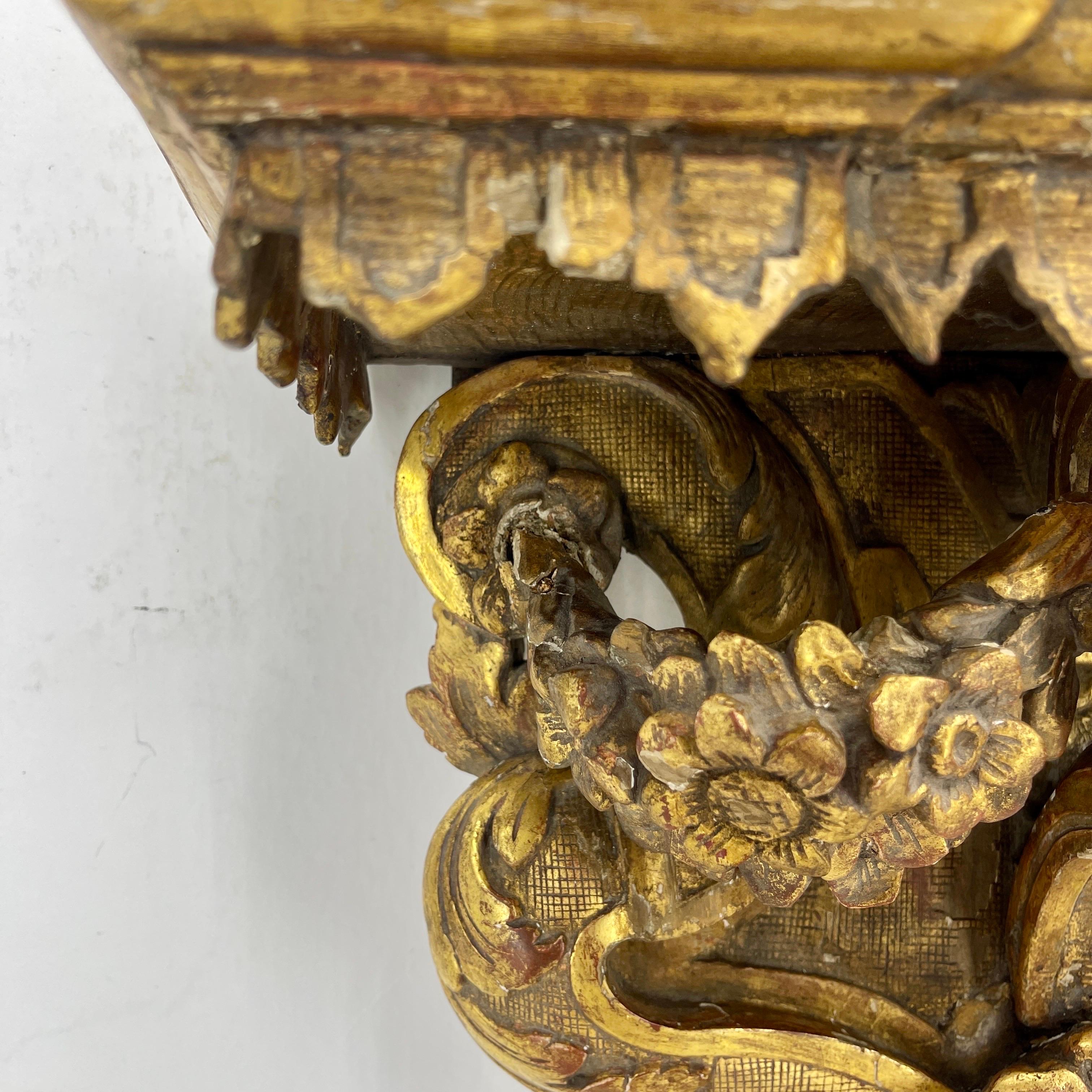 Late 18th Century Architectural Gilded Wall Fragment Shelf, Italy For Sale 6