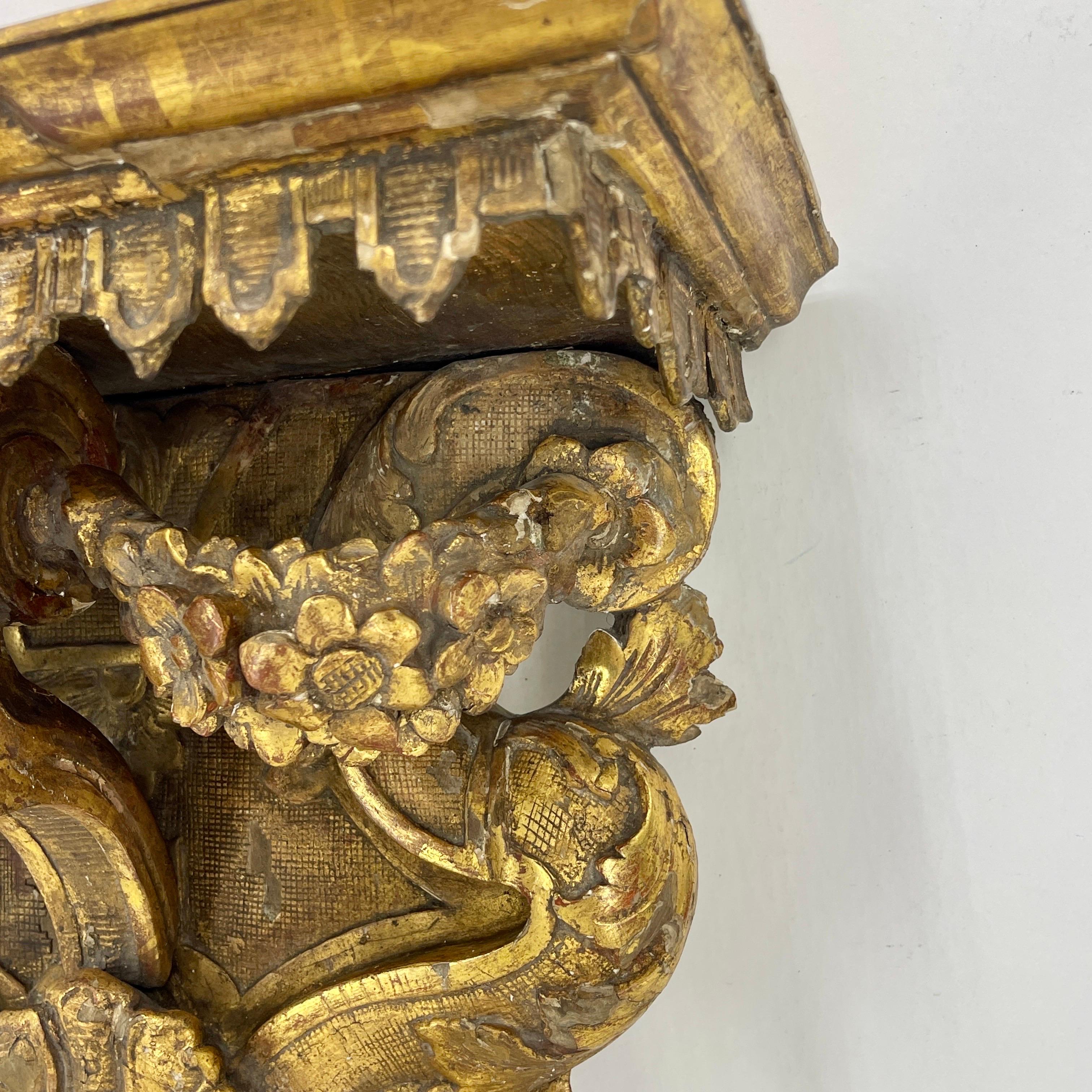 Late 18th Century Architectural Gilded Wall Fragment Shelf, Italy For Sale 8