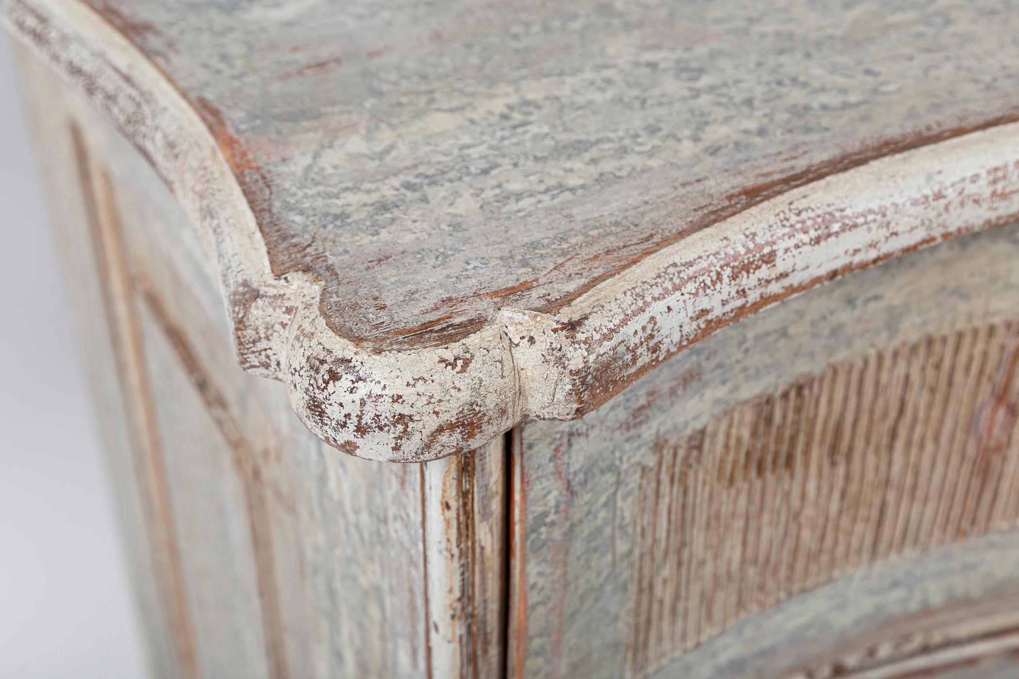 Late 18th Century Baroque Painted Chest Of Drawers For Sale 4