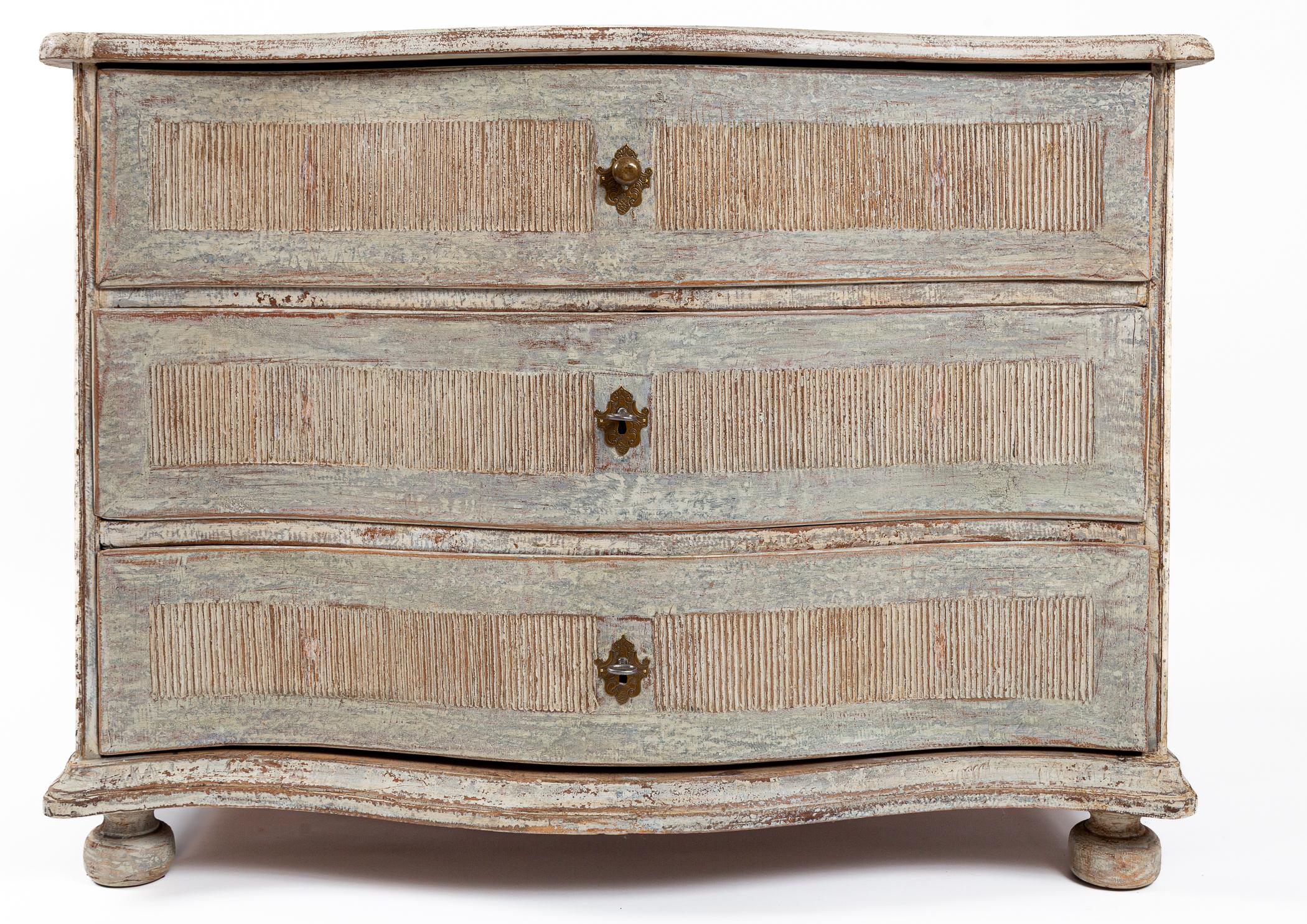 Late 18th Century Baroque Painted Chest Of Drawers In Good Condition For Sale In Westport, CT