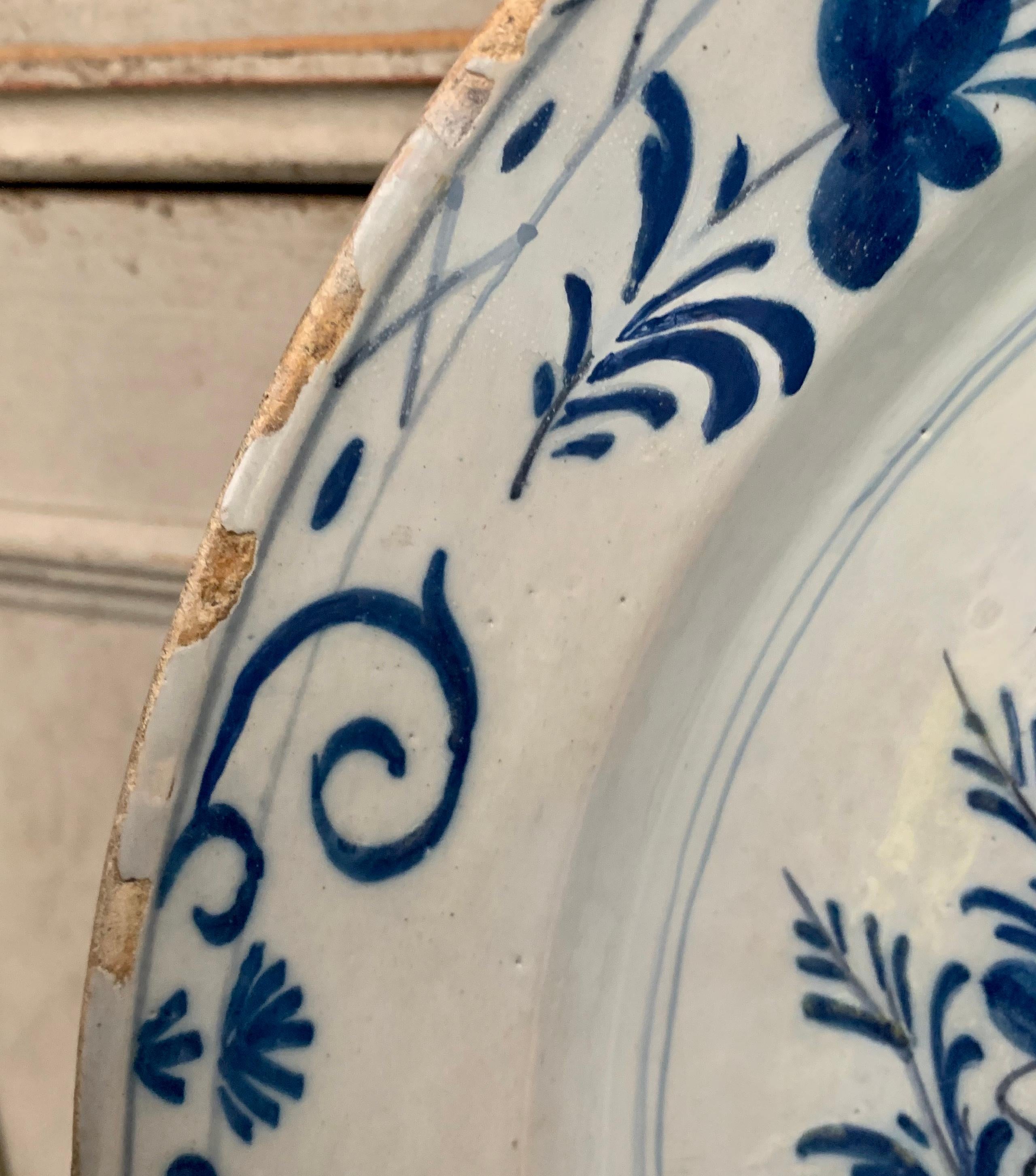 Late 18th Century Blue And White Glazed Faience Charger, circa 1770, Denmark In Good Condition For Sale In Haddonfield, NJ