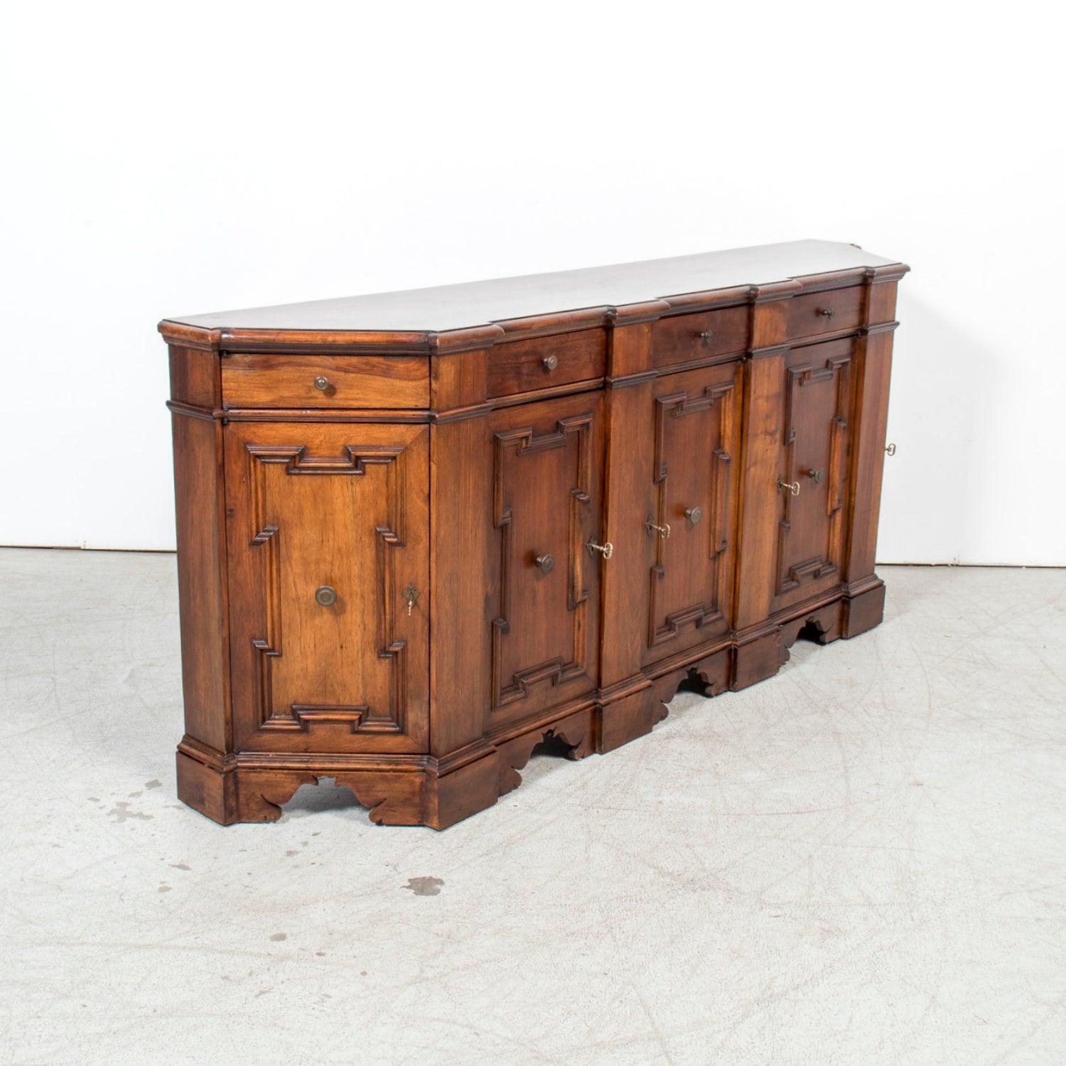 Crédence Scantonata en noyer de style baroque italien sculpté de la fin du XVIIIe siècle en vente 7