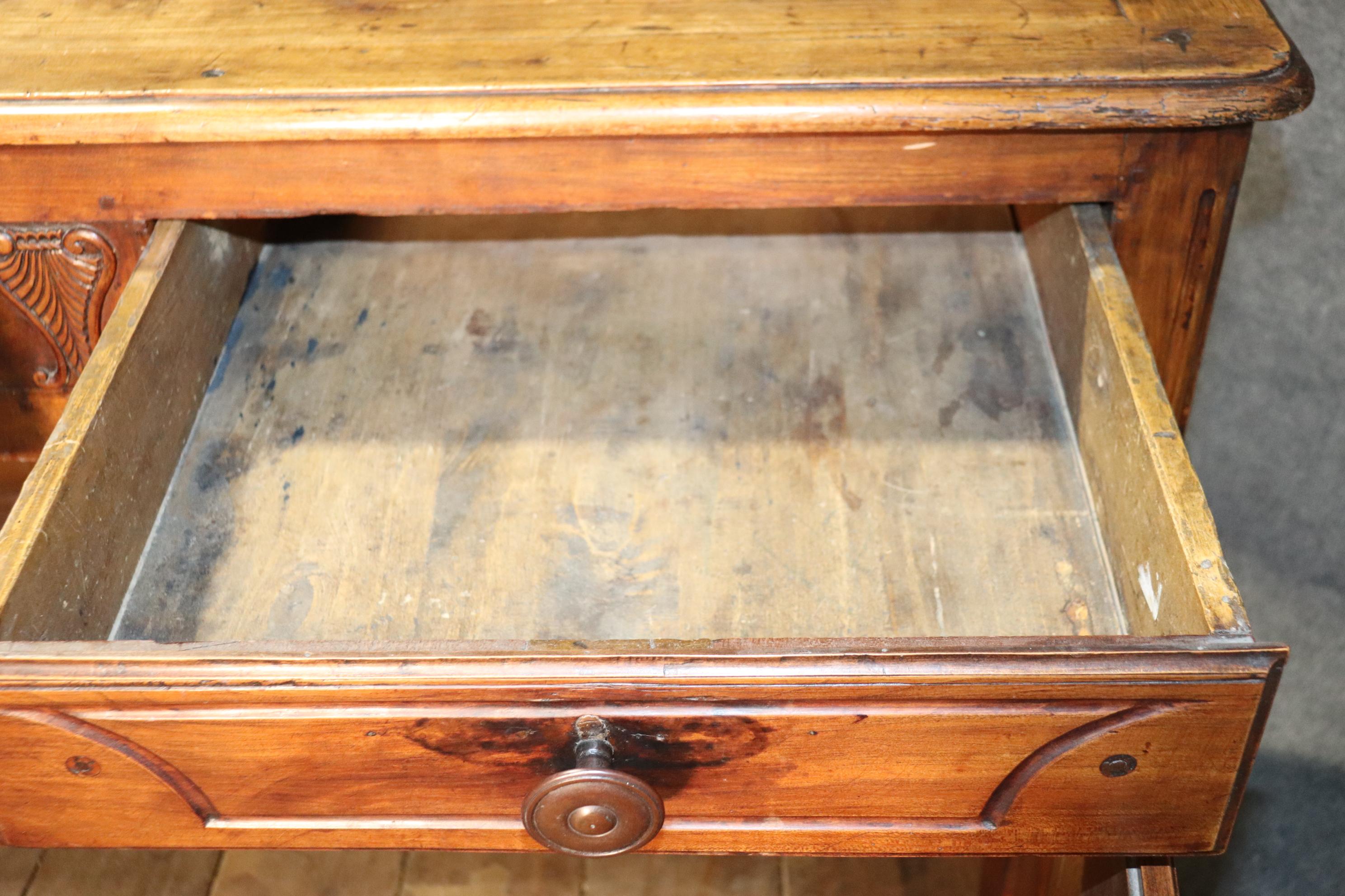 Late 18th Century Carved Walnut French Country Louis XV Server Buffet 7