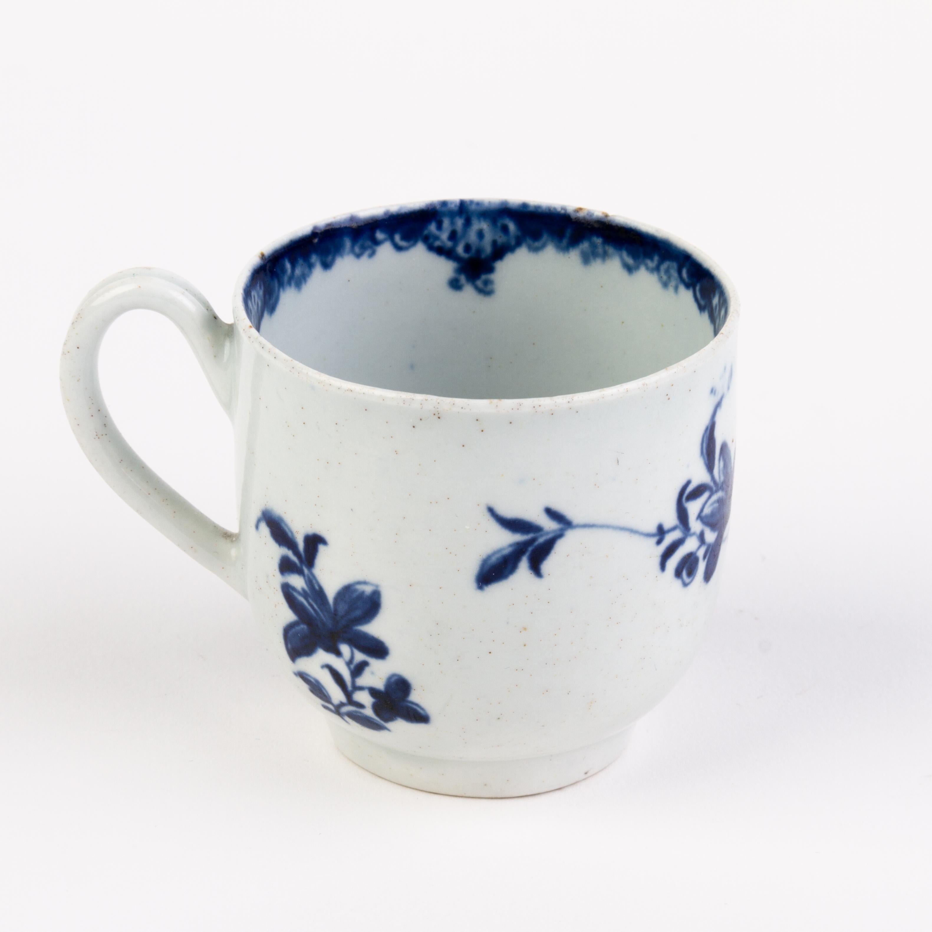 Hand-Painted Late 18th Century Chinese Flowers Worcester Porcelain English Tea Cup For Sale