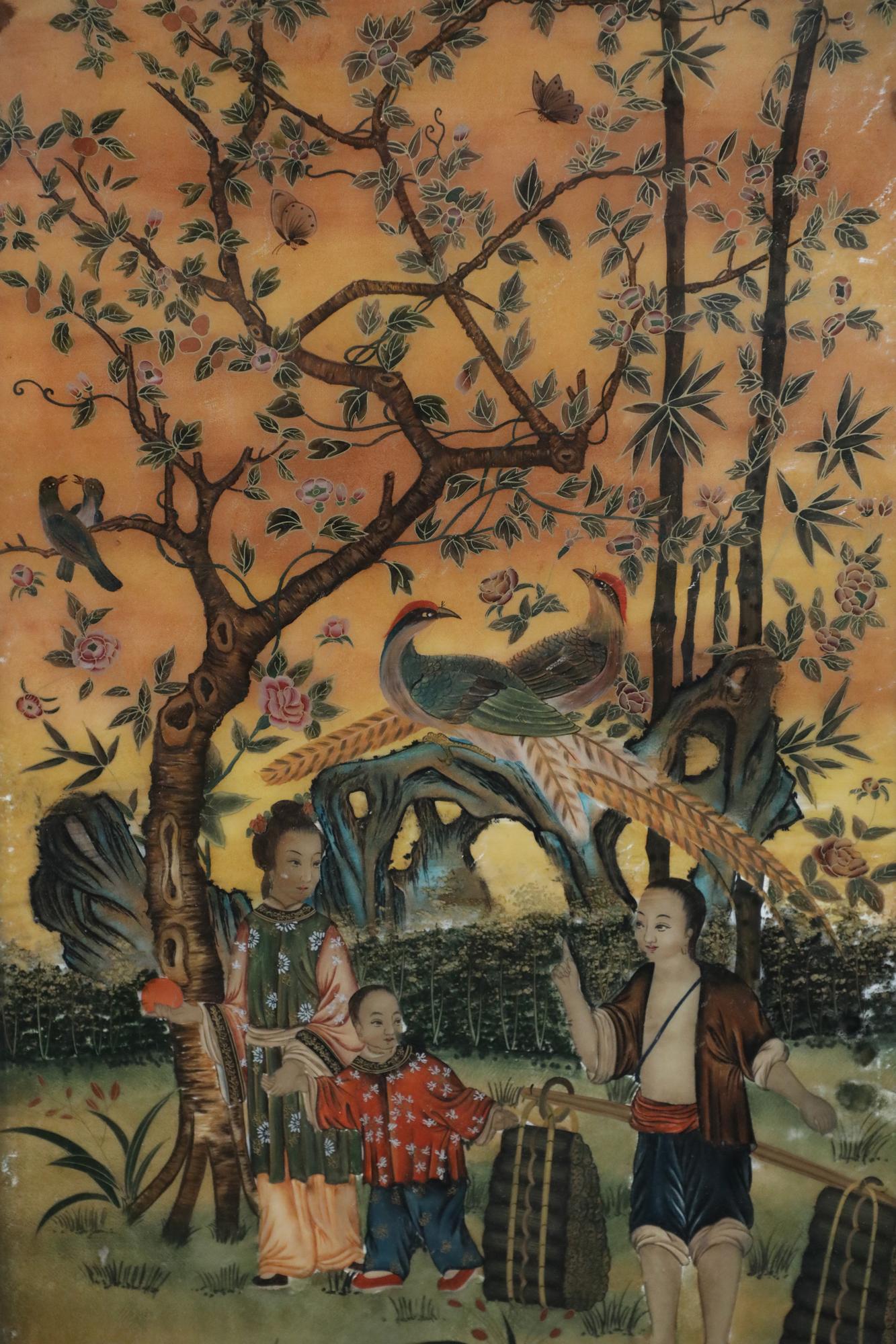 Chinese Export Late 18th Century Chinese Glass Painted Scene of a Family Gathering Fruit For Sale