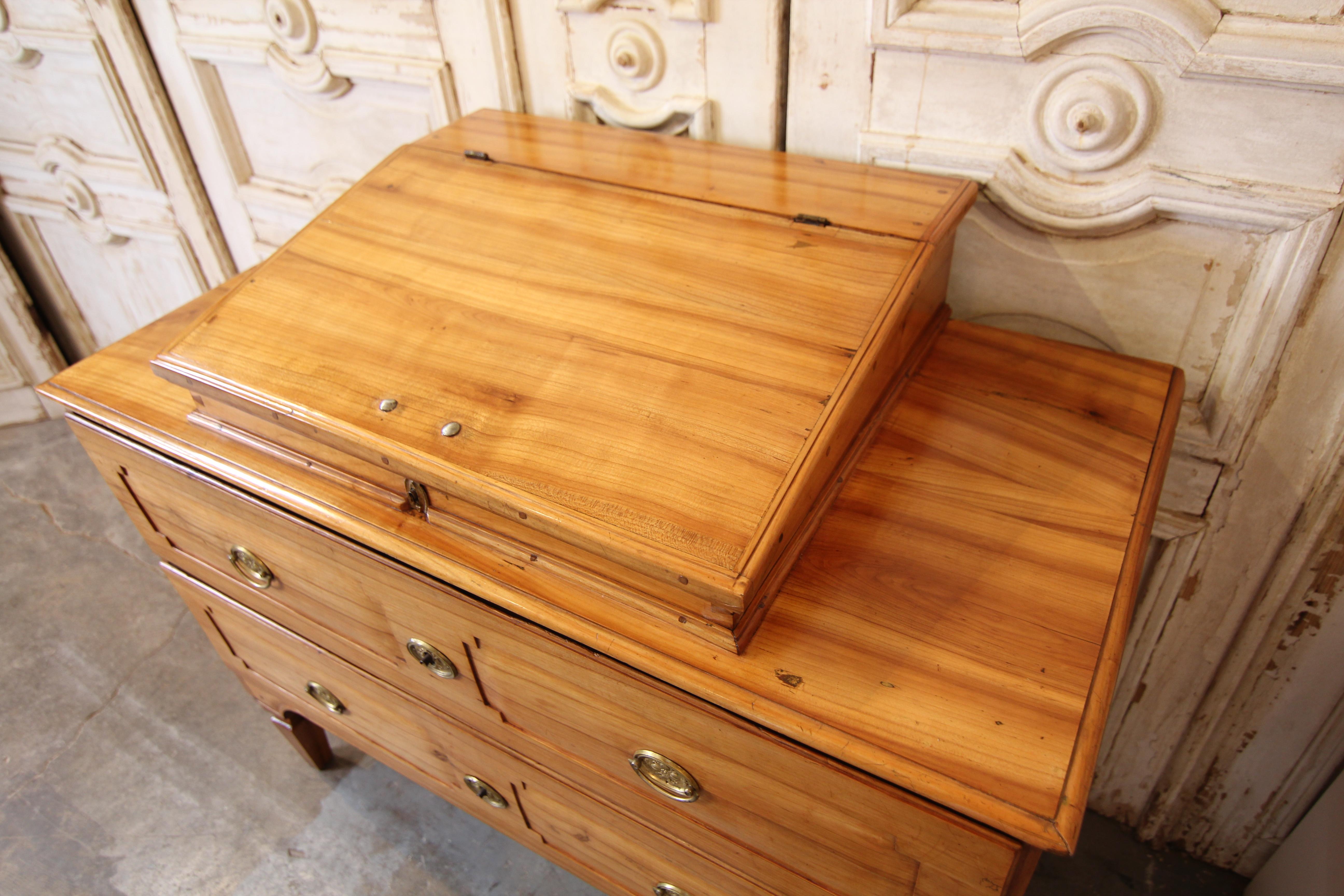 Pine Late 18th Century Classicist Cherry Wood Chest of Drawers