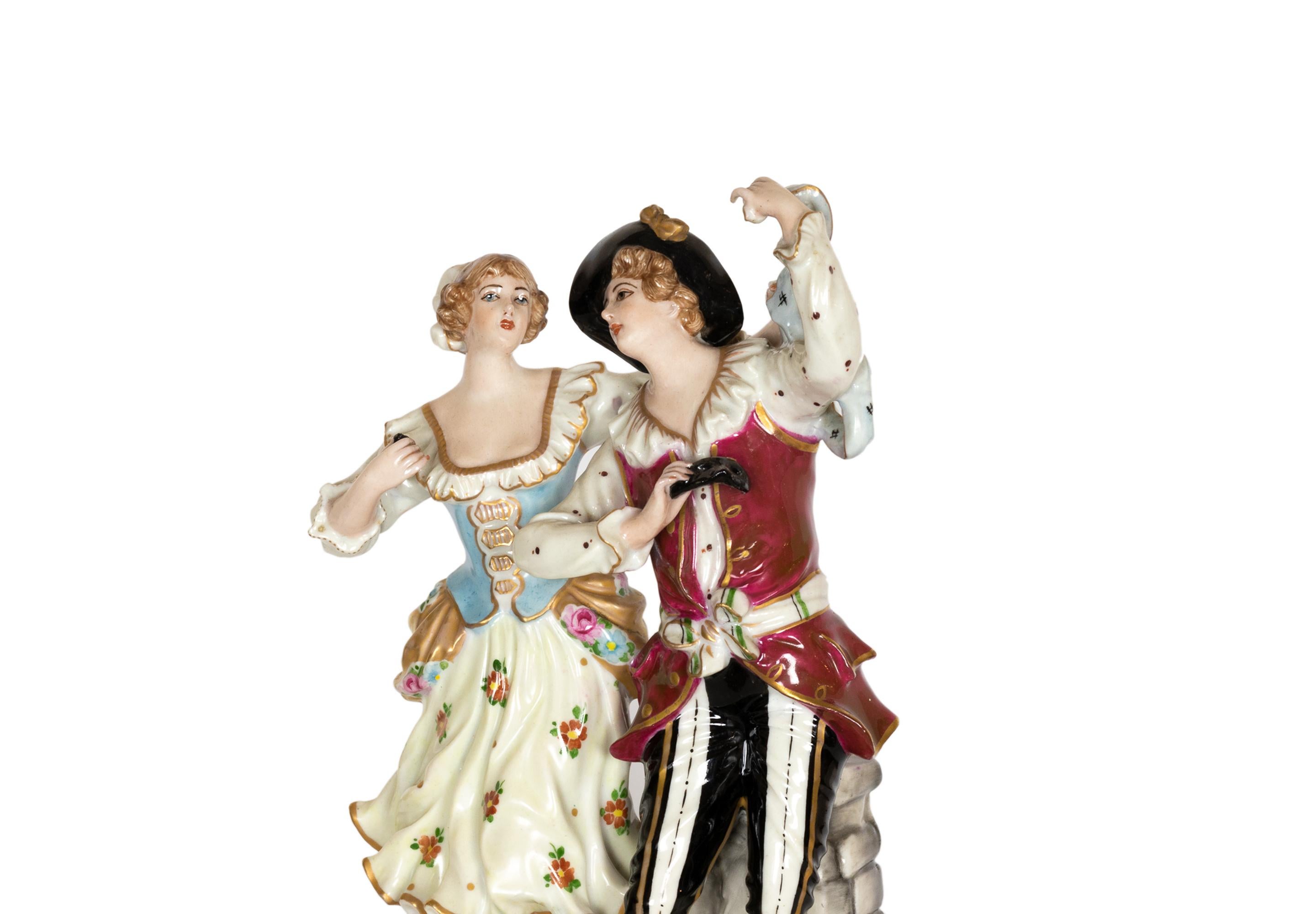 Estatuilla de pareja de baile de finales del siglo XVIII, de Volksted Alemán en venta