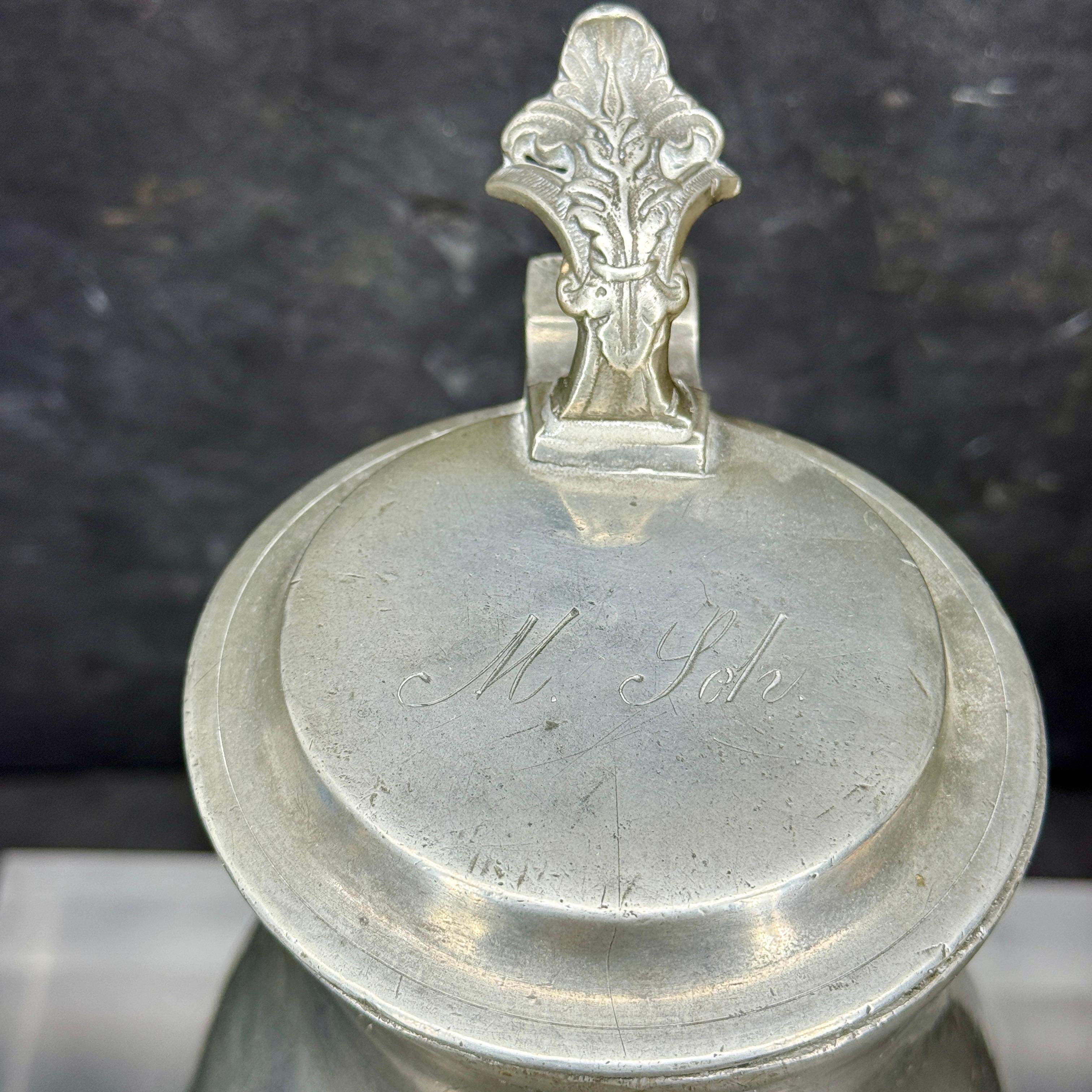 Late 18th Century Danish Pewter Tankard Jug with Lid For Sale 7