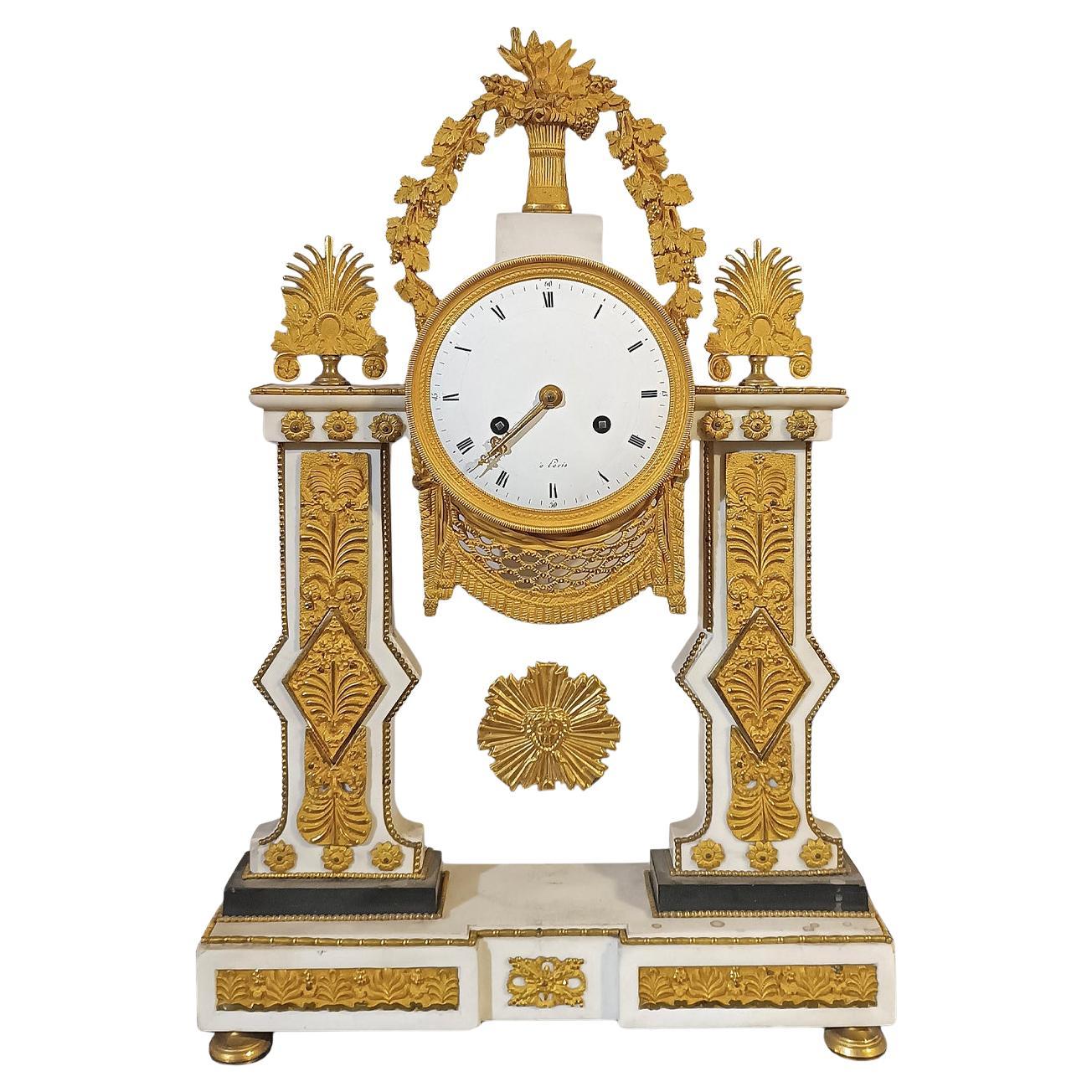LATE 18th CENTURY DIRECTOIRE TEMPLE CLOCK in vendita