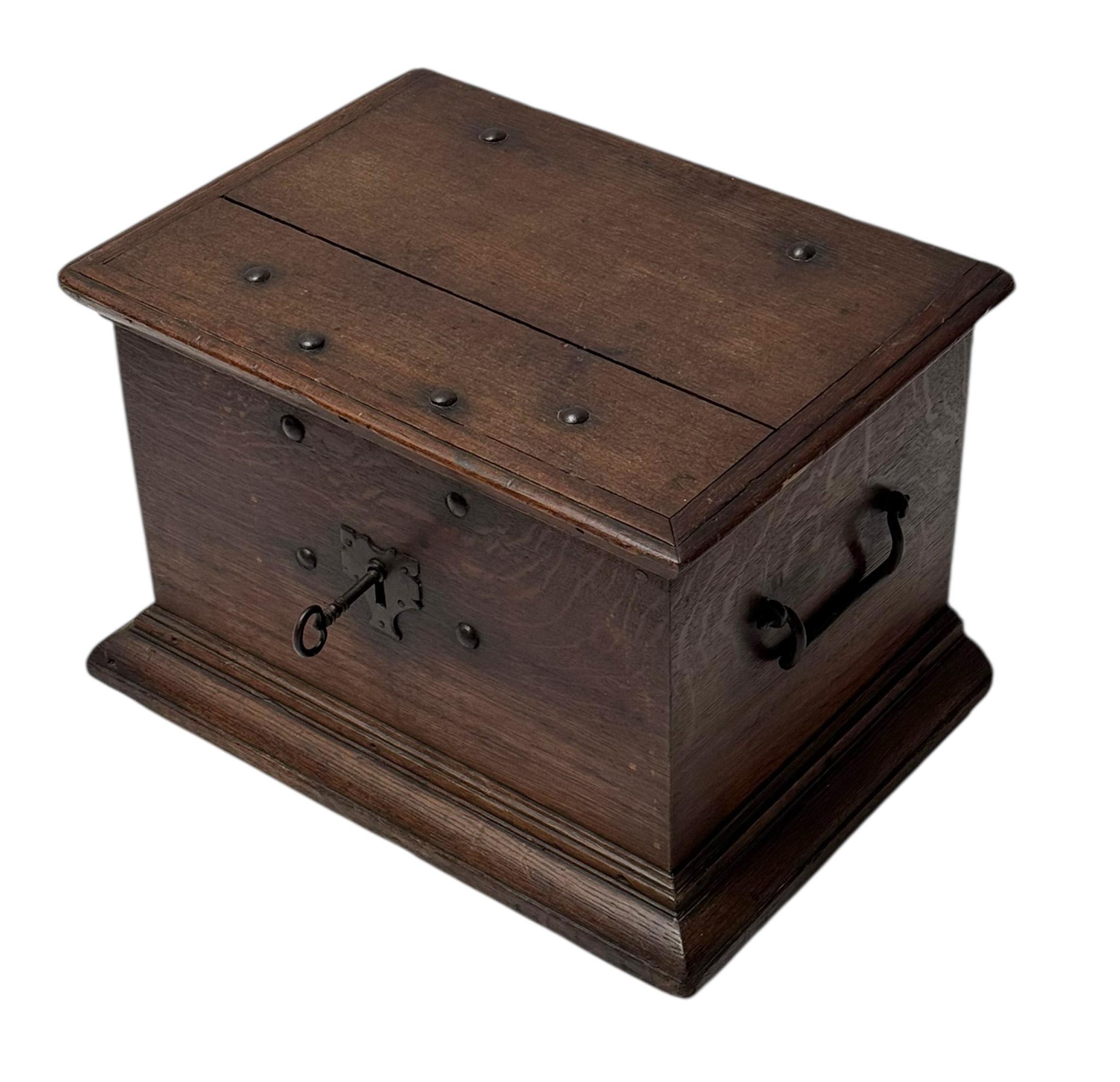 Magnificent and rare Late 18th Century Dutch Colonial decorative box.
Striking Dutch design from the 1790s.
Made out of Slavonian solid oak with original patinated iron handles and lock.
Slavonian oak is known for its outstanding quality and is
