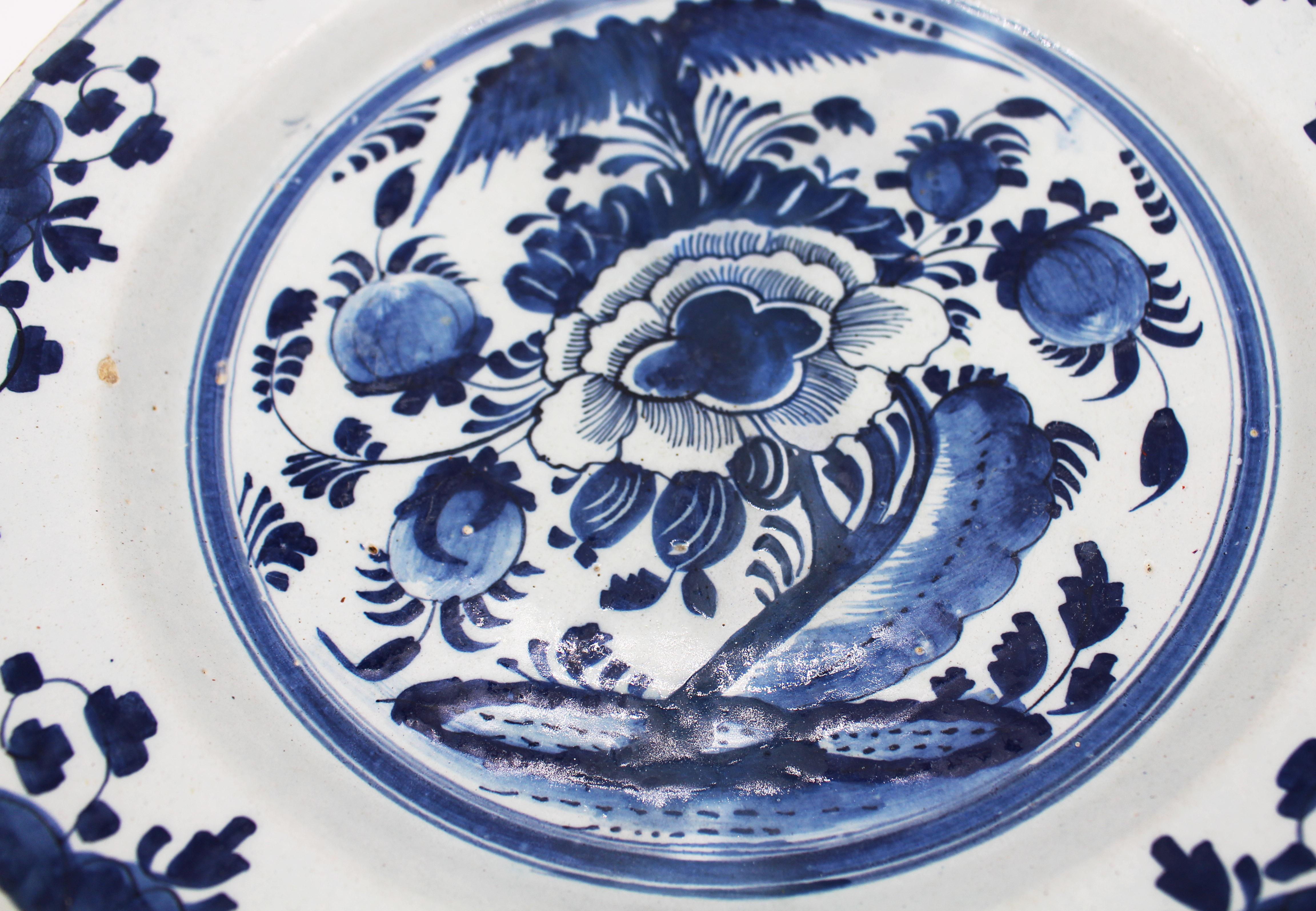 Late 18th Century Dutch Delft Charger For Sale 2