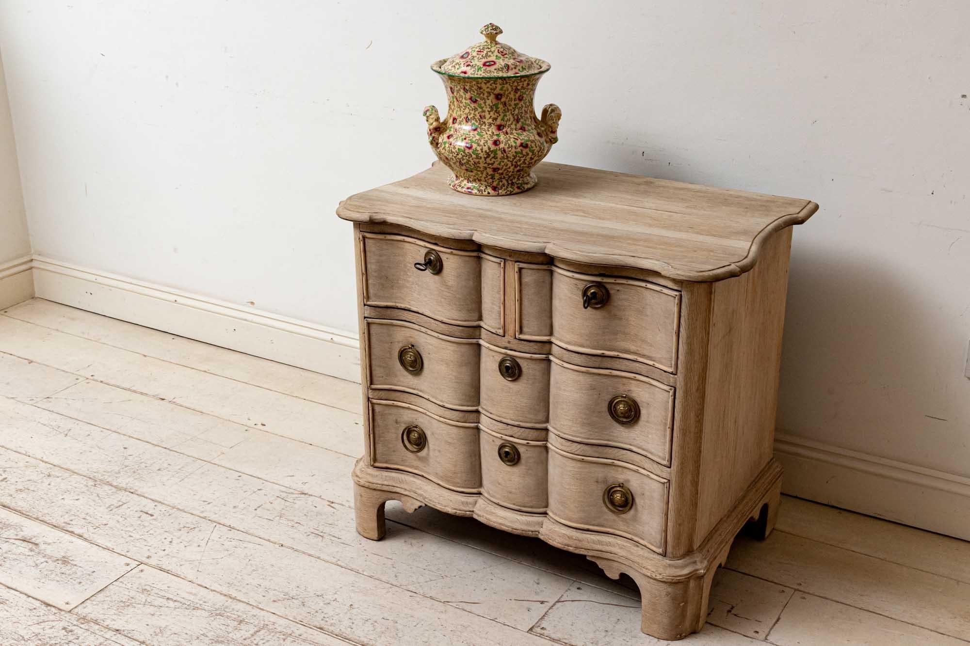 Brass Late 18th Century Dutch Oak Four-Drawer Undulating Front Commode