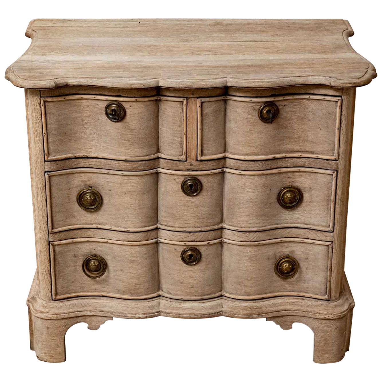 Late 18th Century Dutch Oak Four-Drawer Undulating Front Commode
