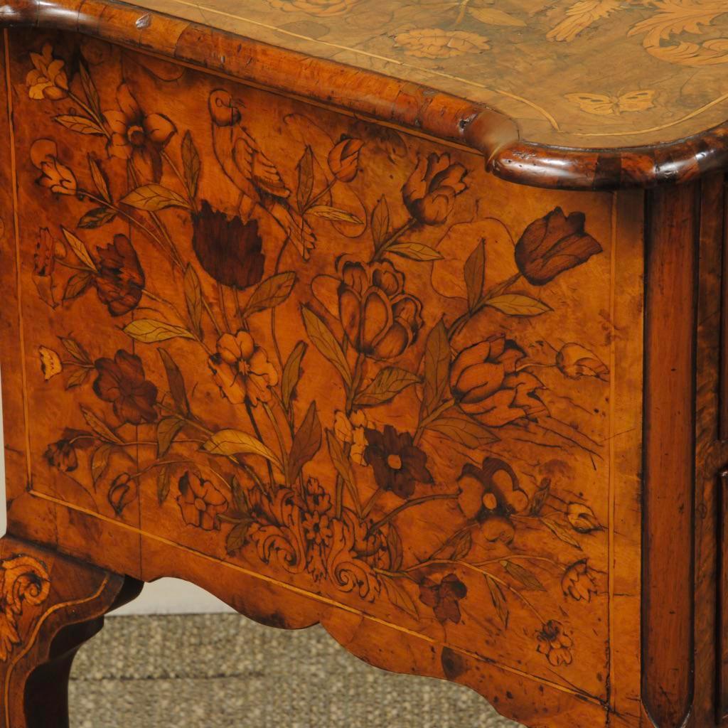 Late 18th Century Dutch Walnut Marquetry Lowboy In Good Condition In Lincolnshire, GB