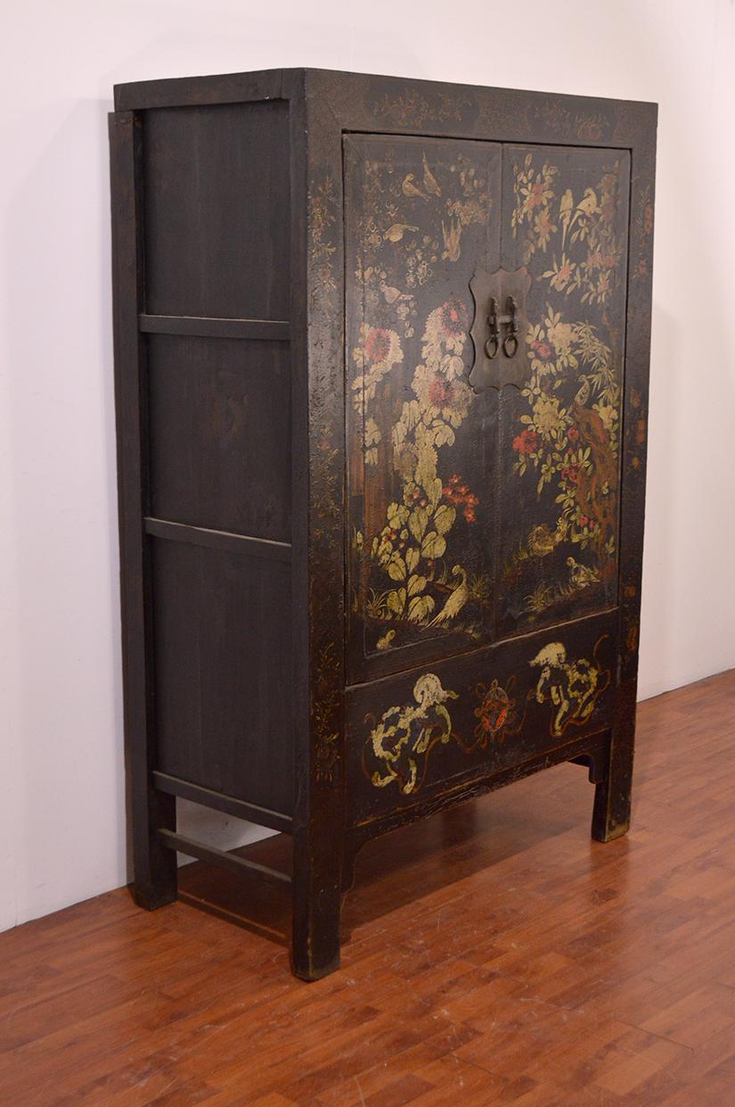 Ming Late 18th Century Elmwood Chinese Fine Painted Cabinet